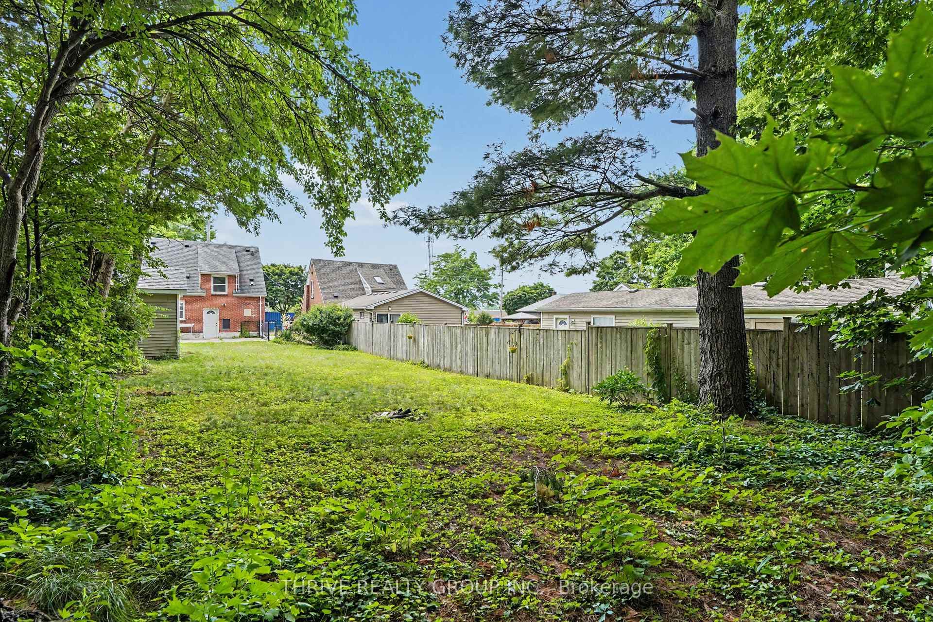 166 Ashland Avenue photo 41