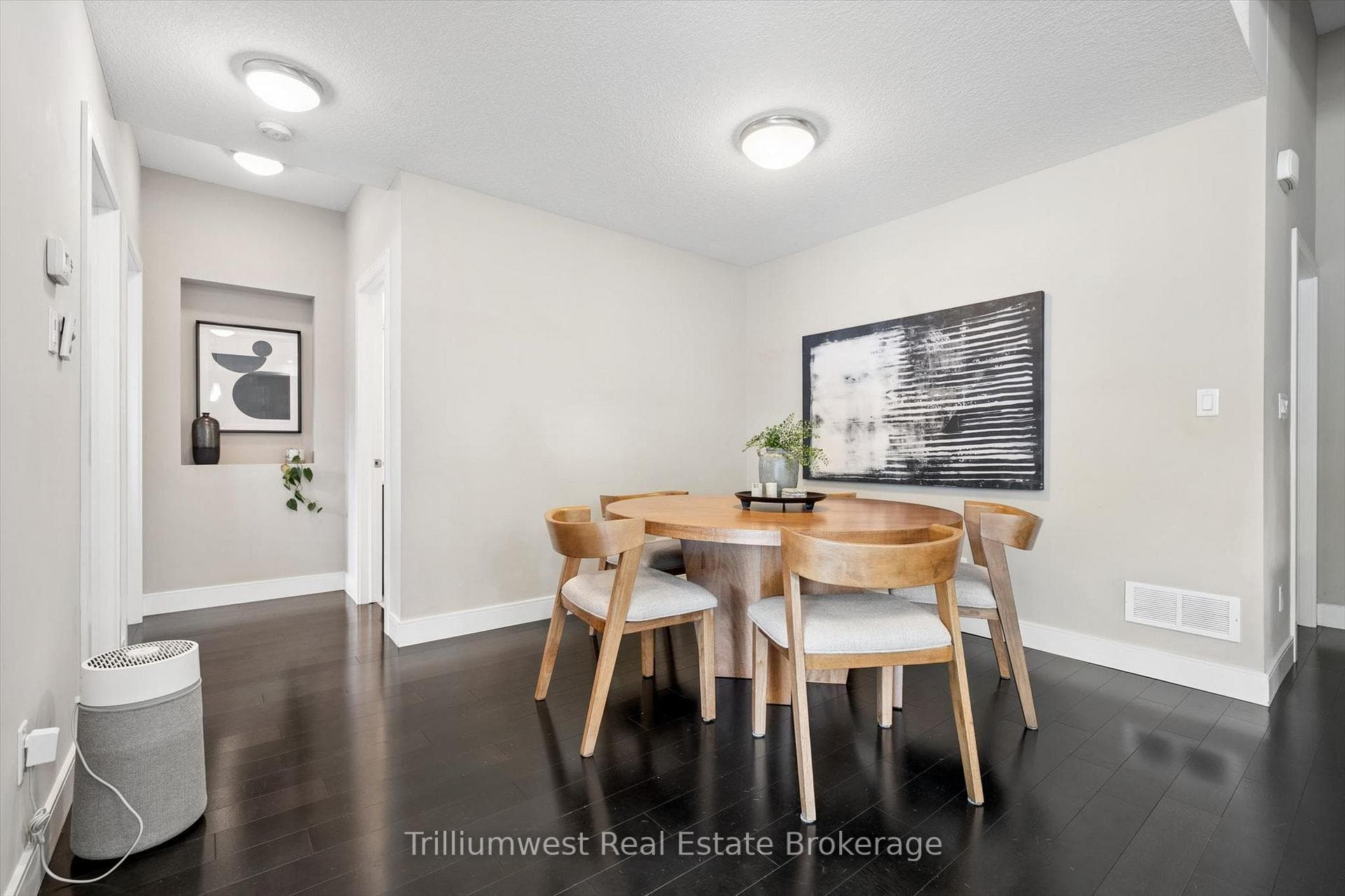 32 Arkell Road Unit 9 photo 11