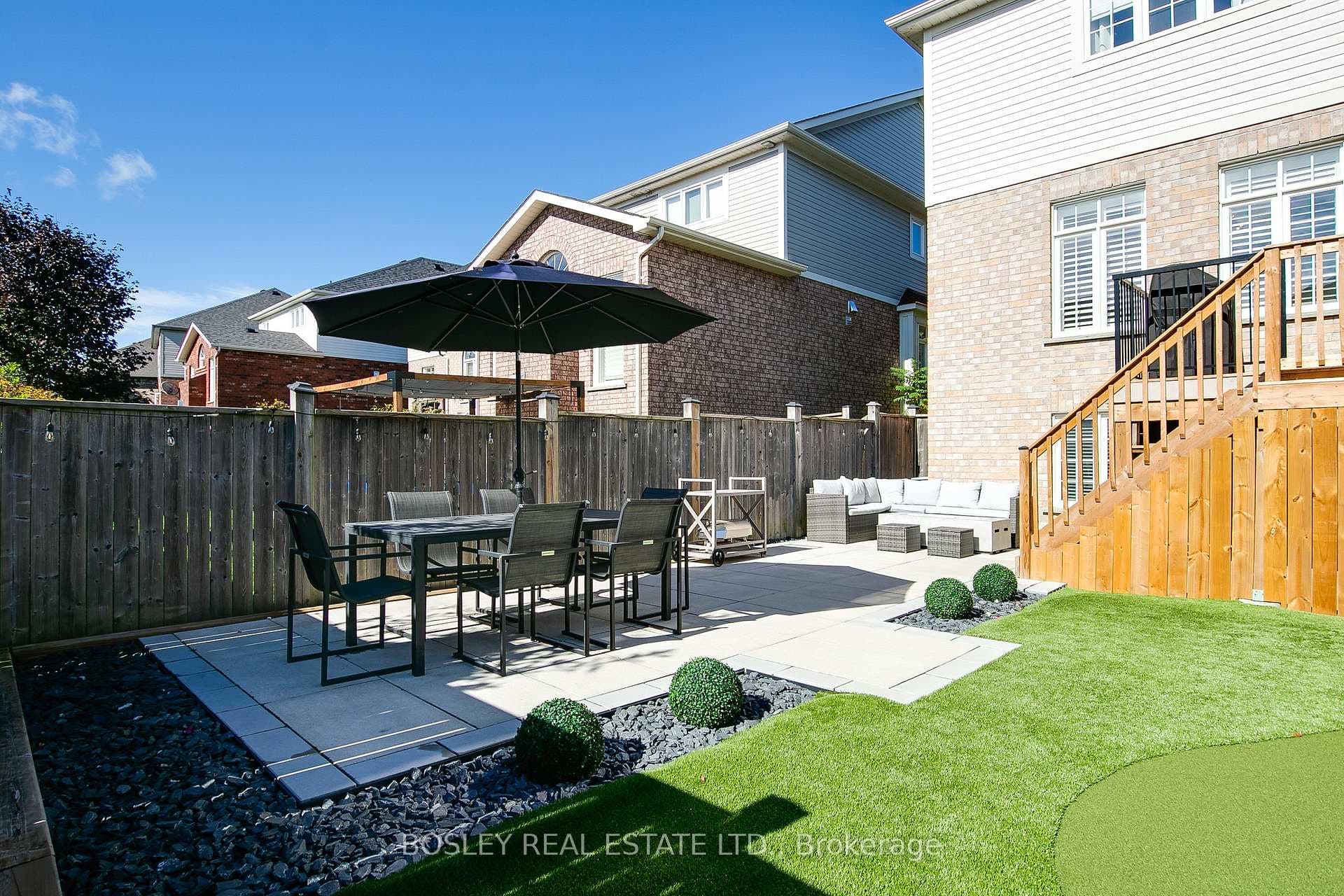 47 Piper Crescent photo 38