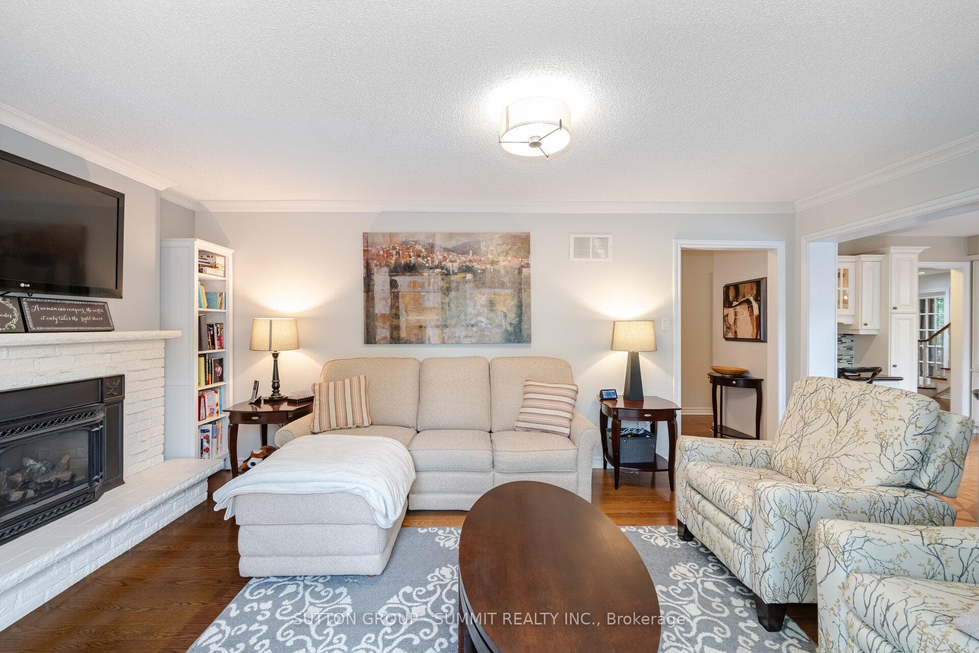 1590 Tipperary Court photo 16