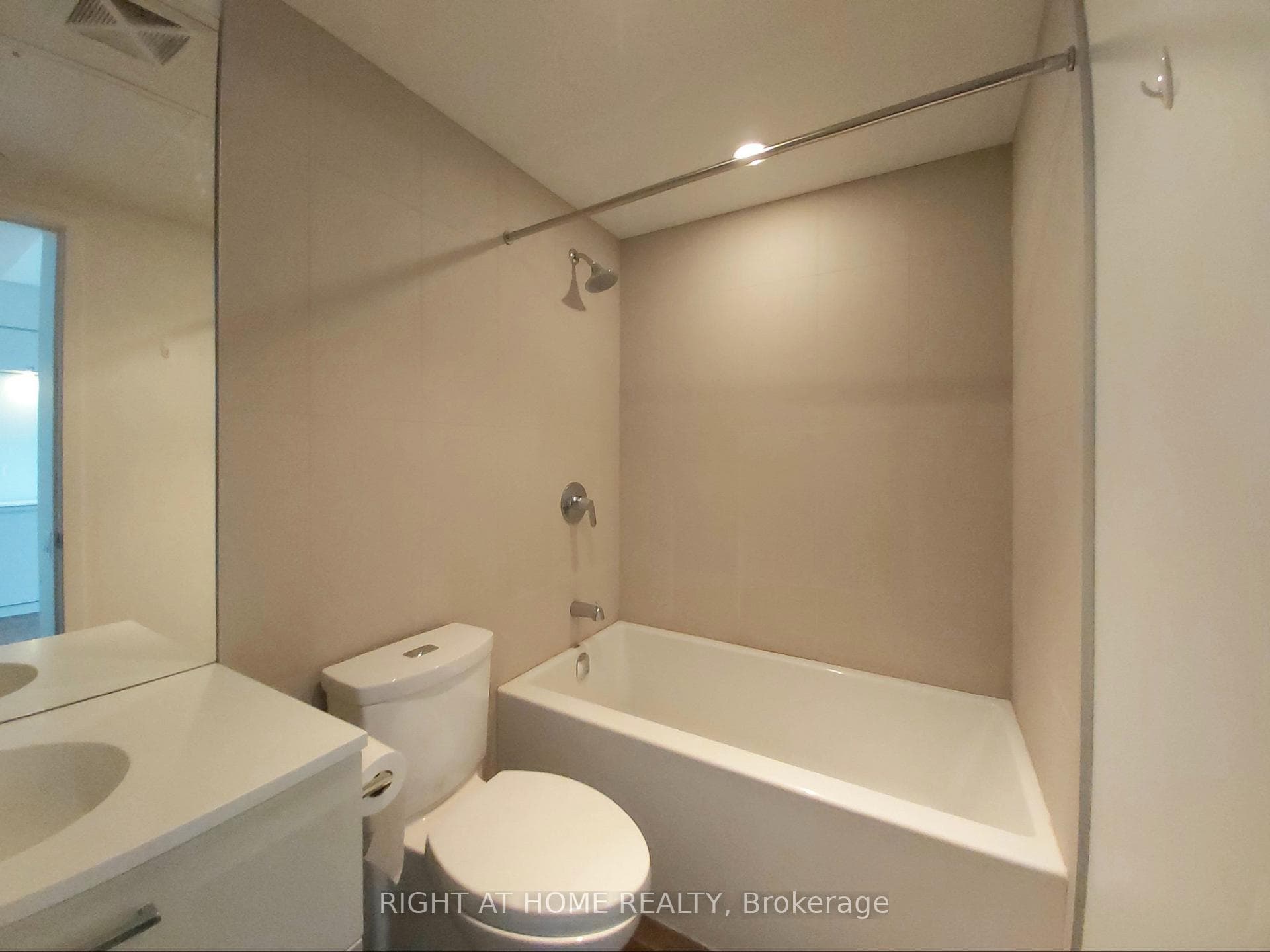 15 Grenville Street Unit 5005 photo 10