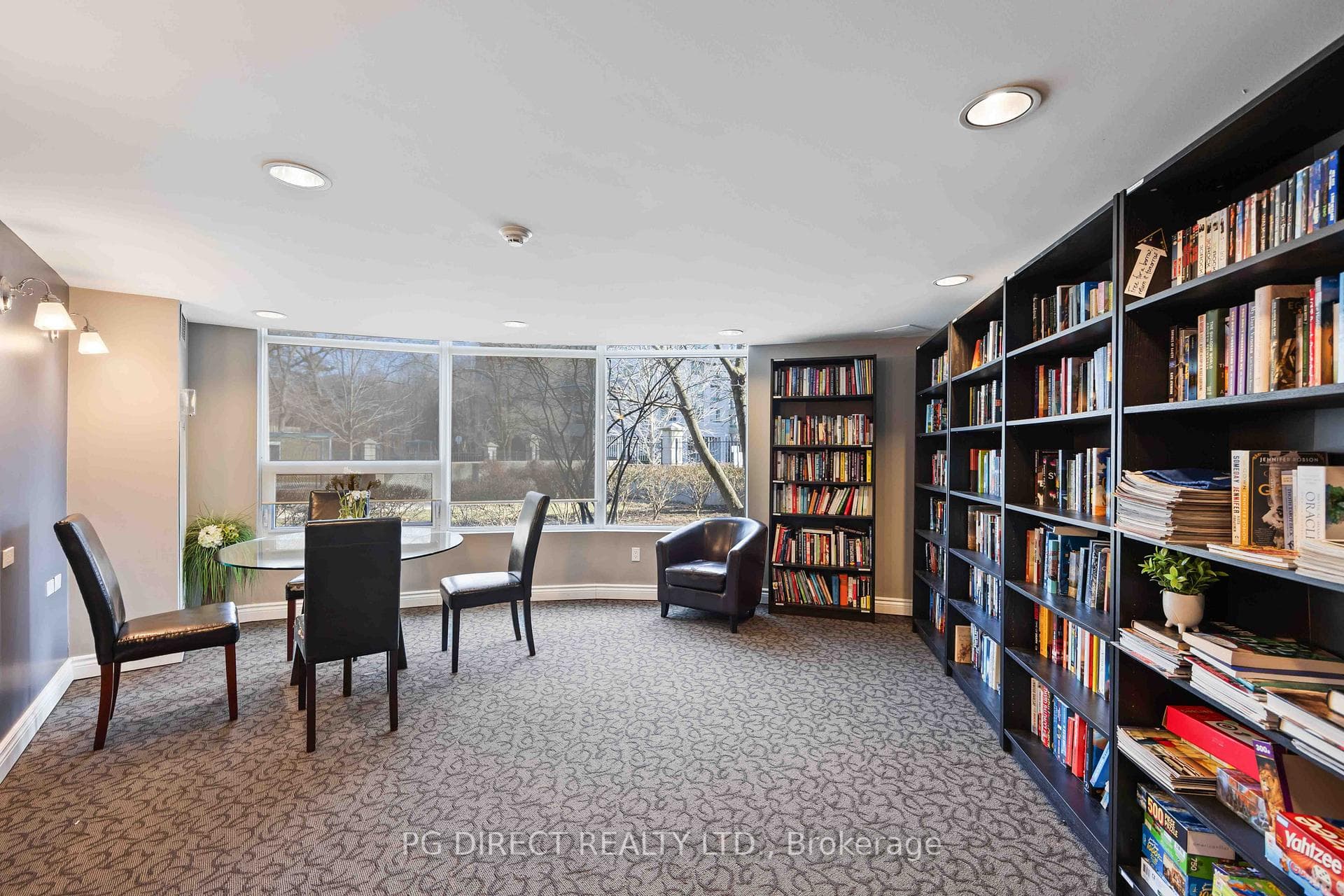 18 Valley Woods Road Unit 611 photo 14