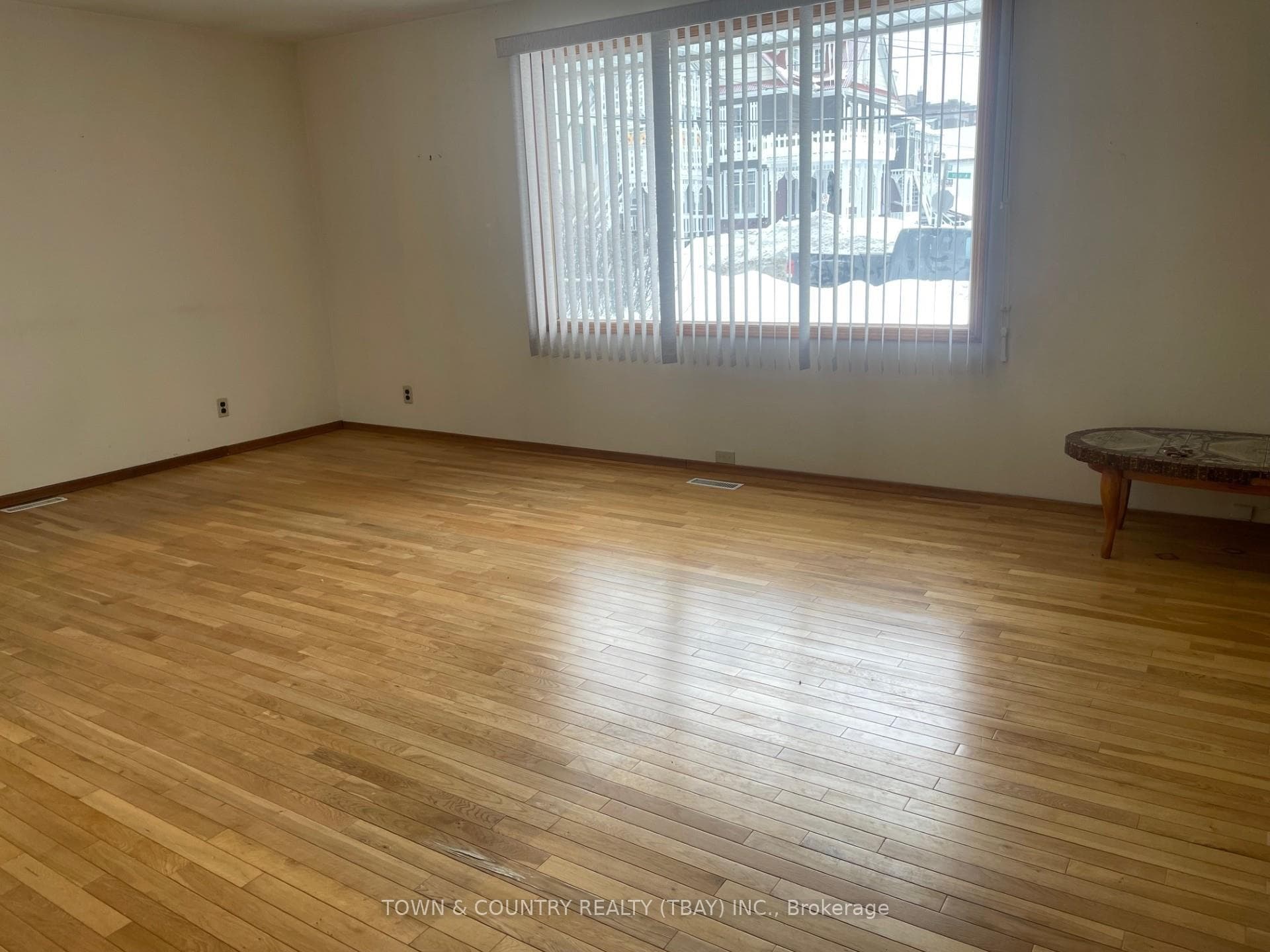 229 Villa Street photo 2