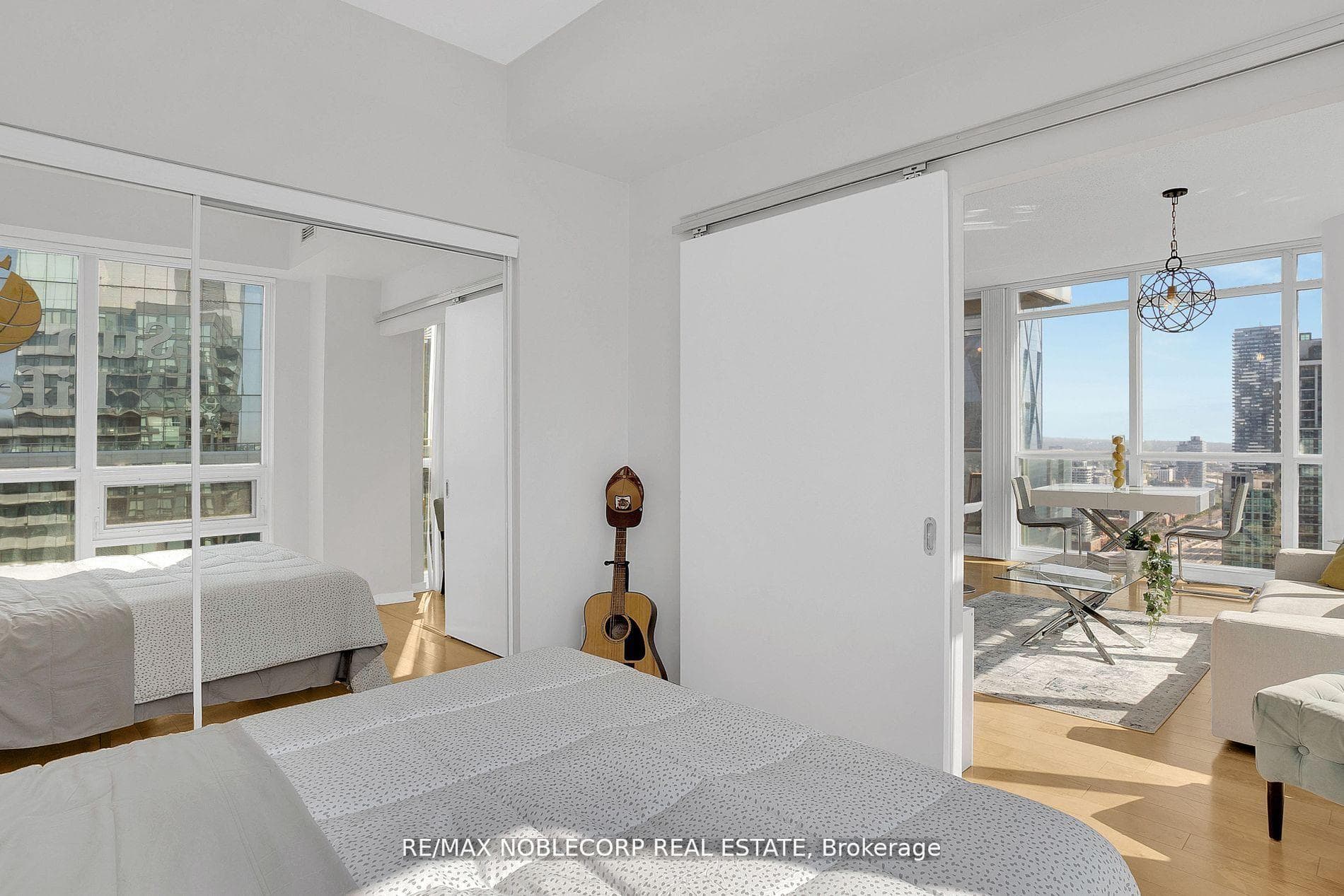 55 Bremner Boulevard Unit 4407 photo 15