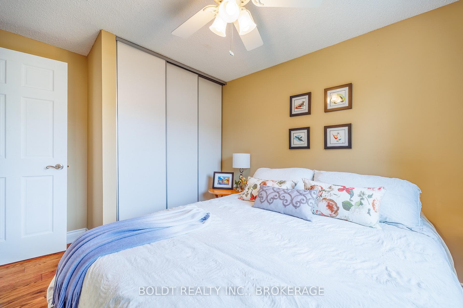 12 Cole Farm Boulevard photo 16