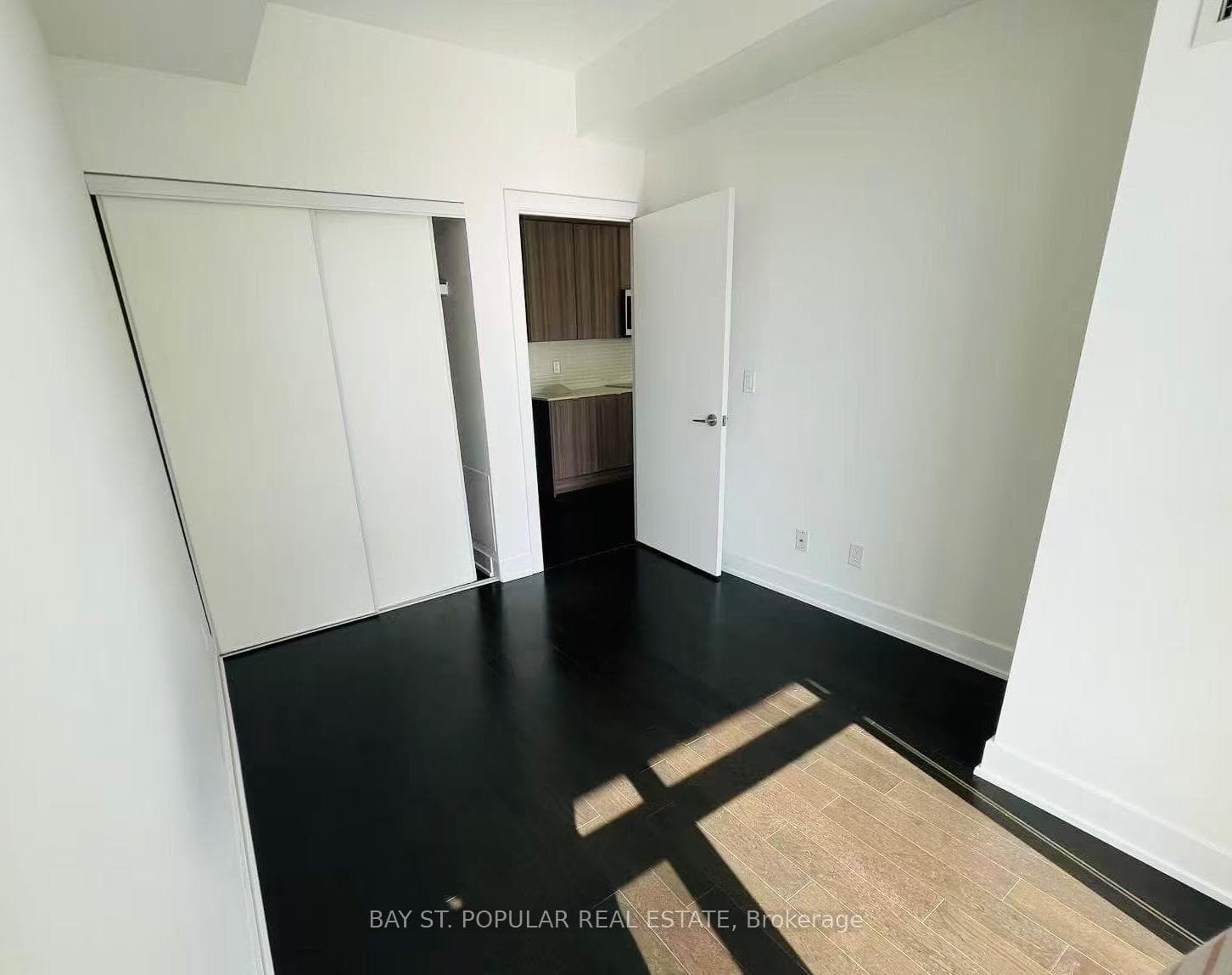 181 Bedford Road Unit 805 photo 8