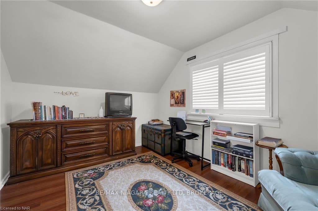 52 MAITLAND Street photo 17