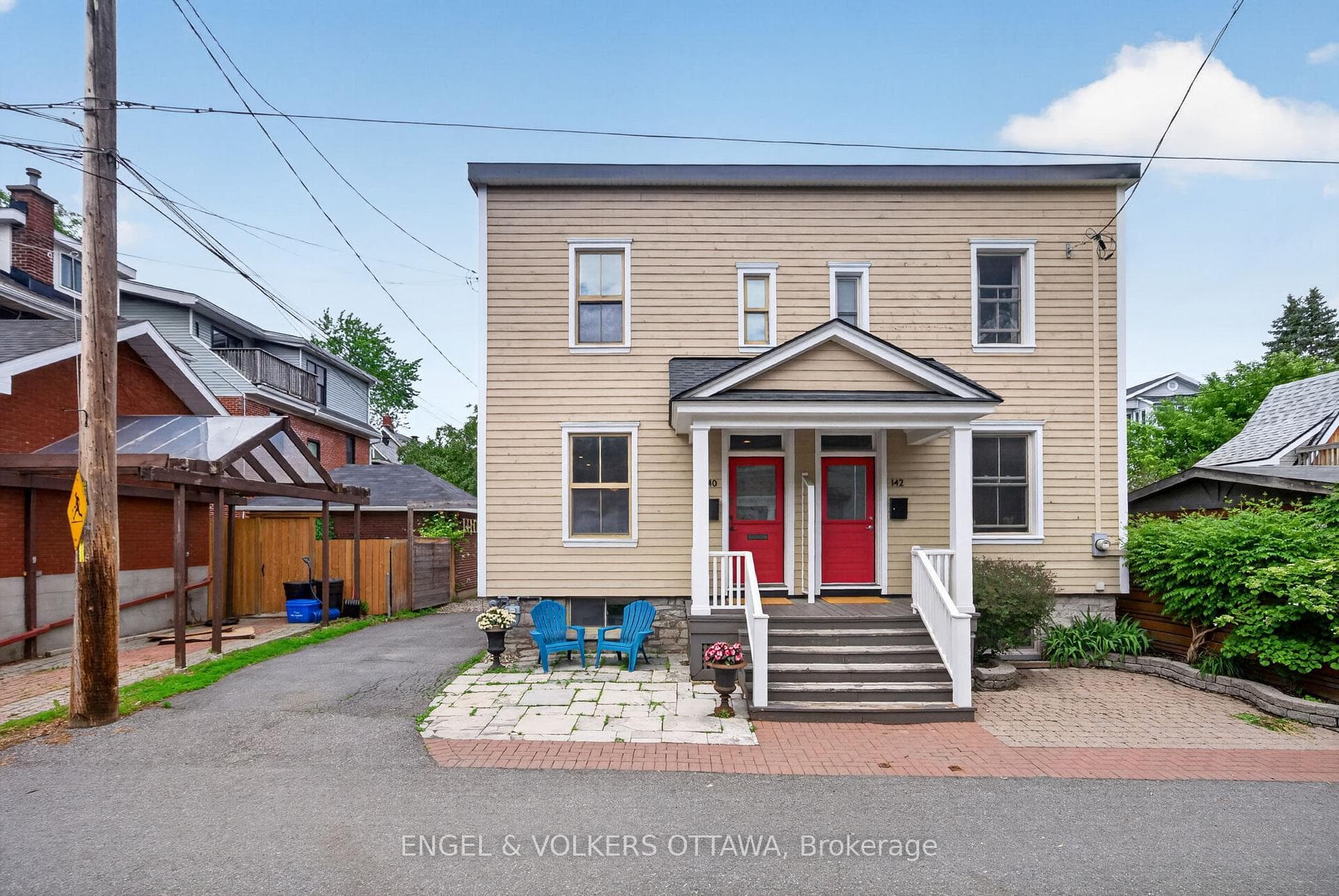 140 River Lane photo 1