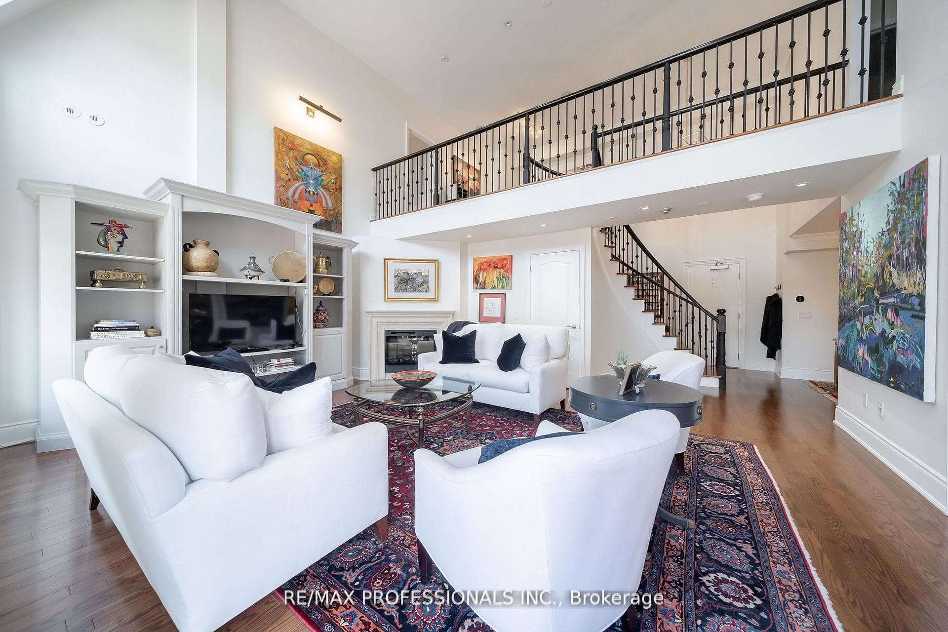 1111 Avenue Road Unit 205 photo 12