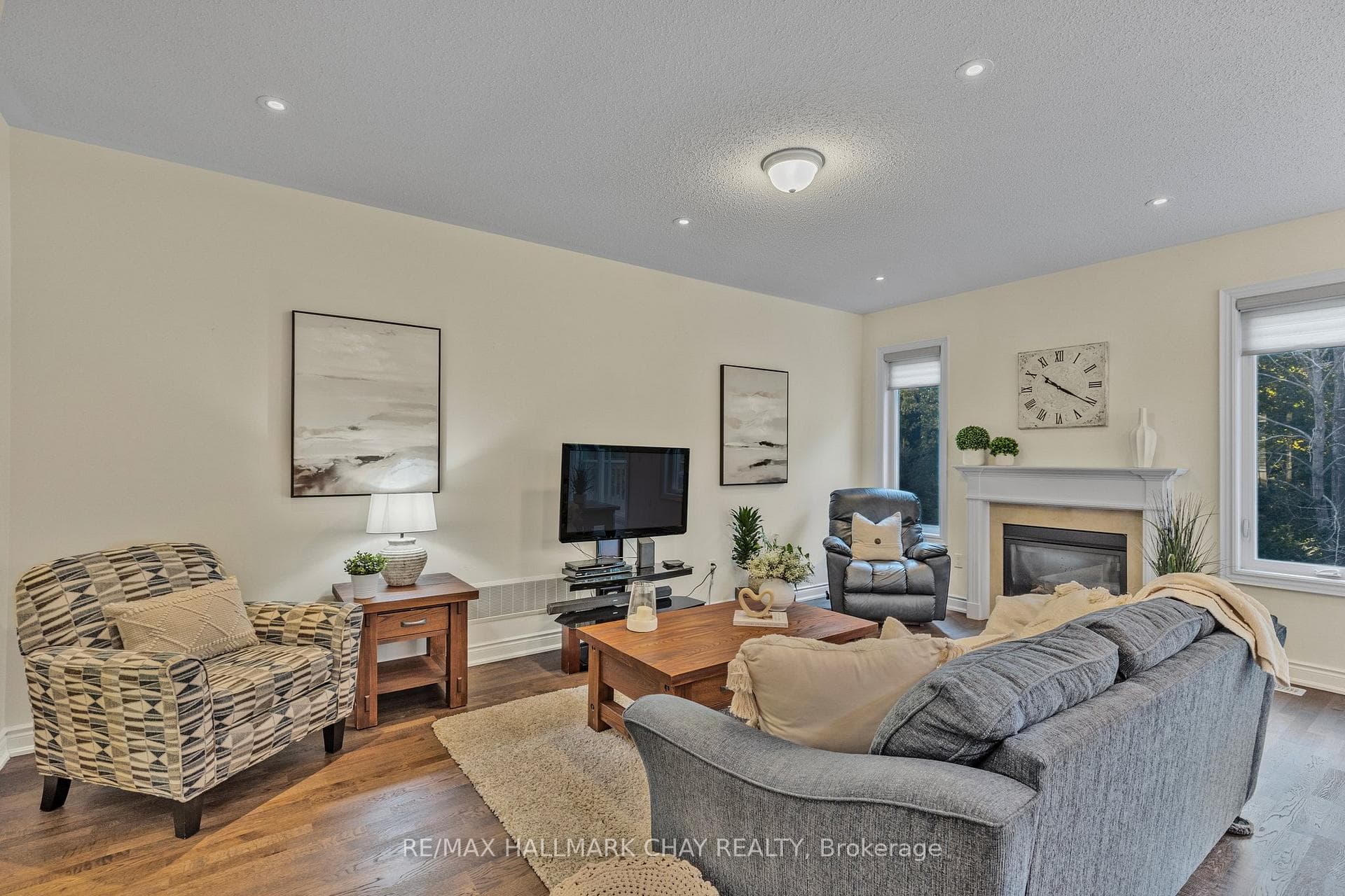 133 Johnson Drive photo 8