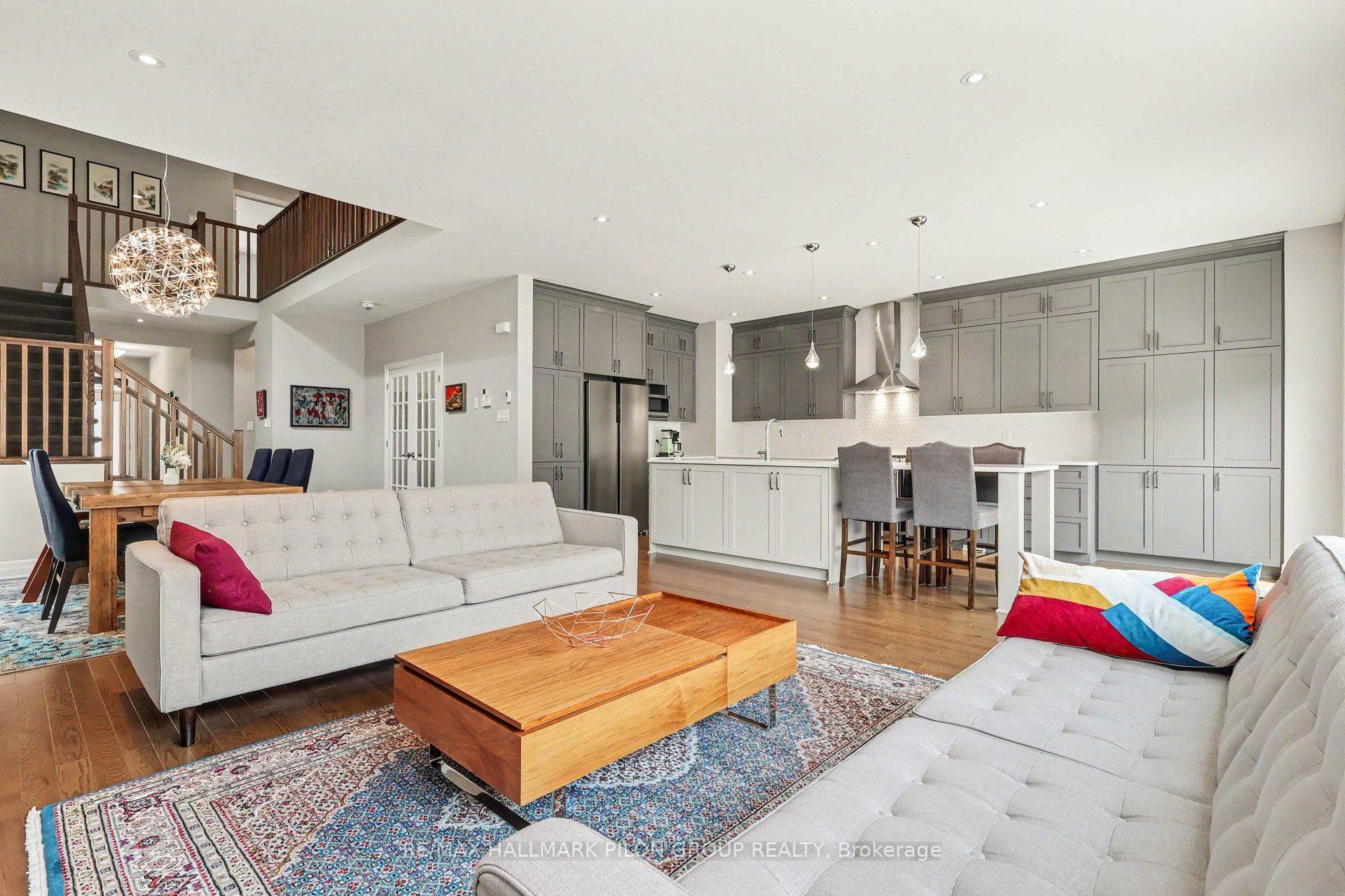 260 Shinleaf Crescent photo 4