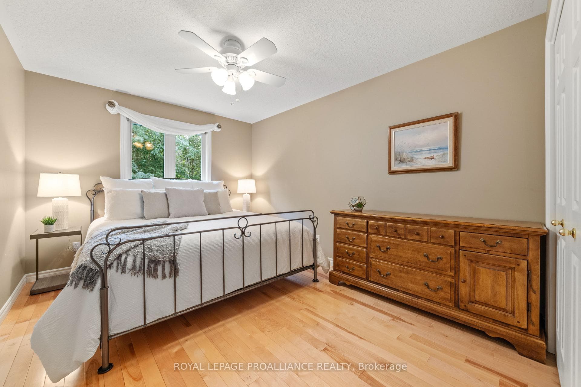 33 Yuill Crescent photo 25