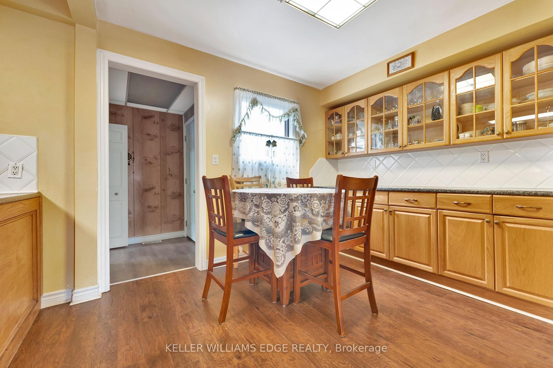 339 Strathearne Avenue photo 15