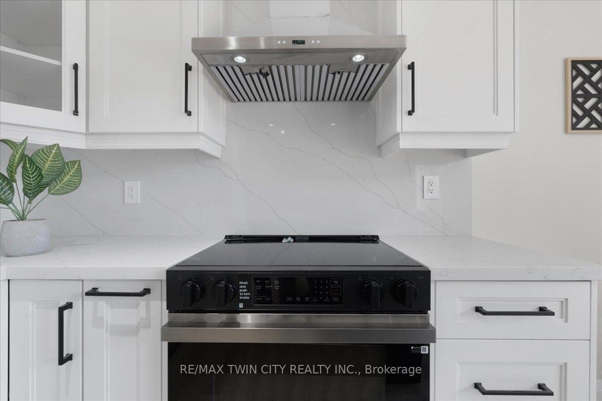 253 Kensington Avenue Unit 1 photo 7