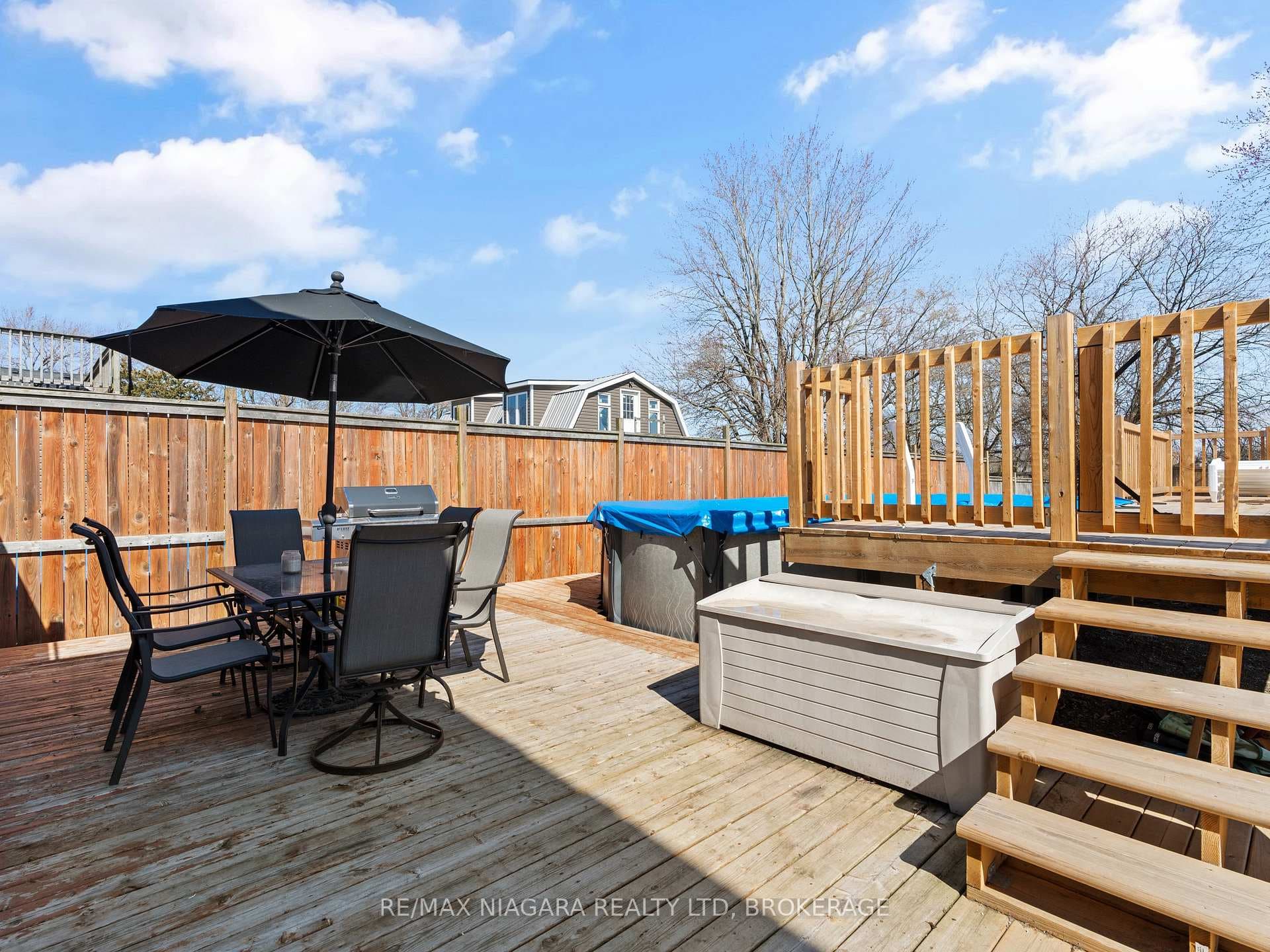 2474 Stevensville Road photo 20