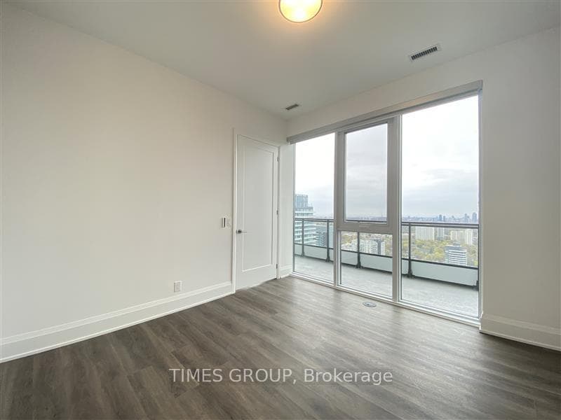 65 Broadway Avenue Unit 3902 photo 19