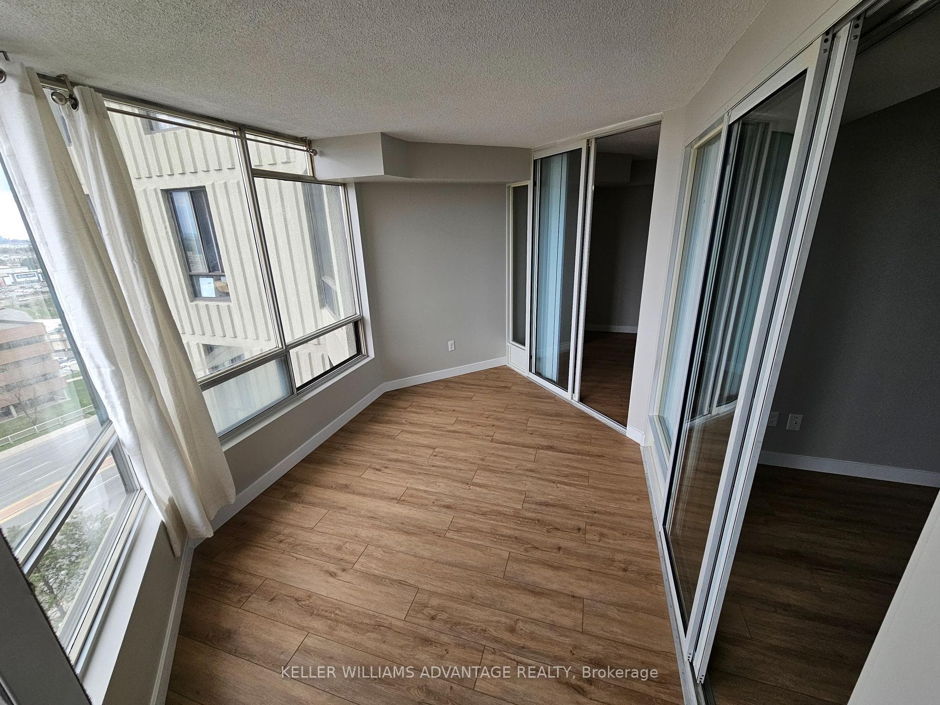 26 Hanover Road Unit 1108 photo 11