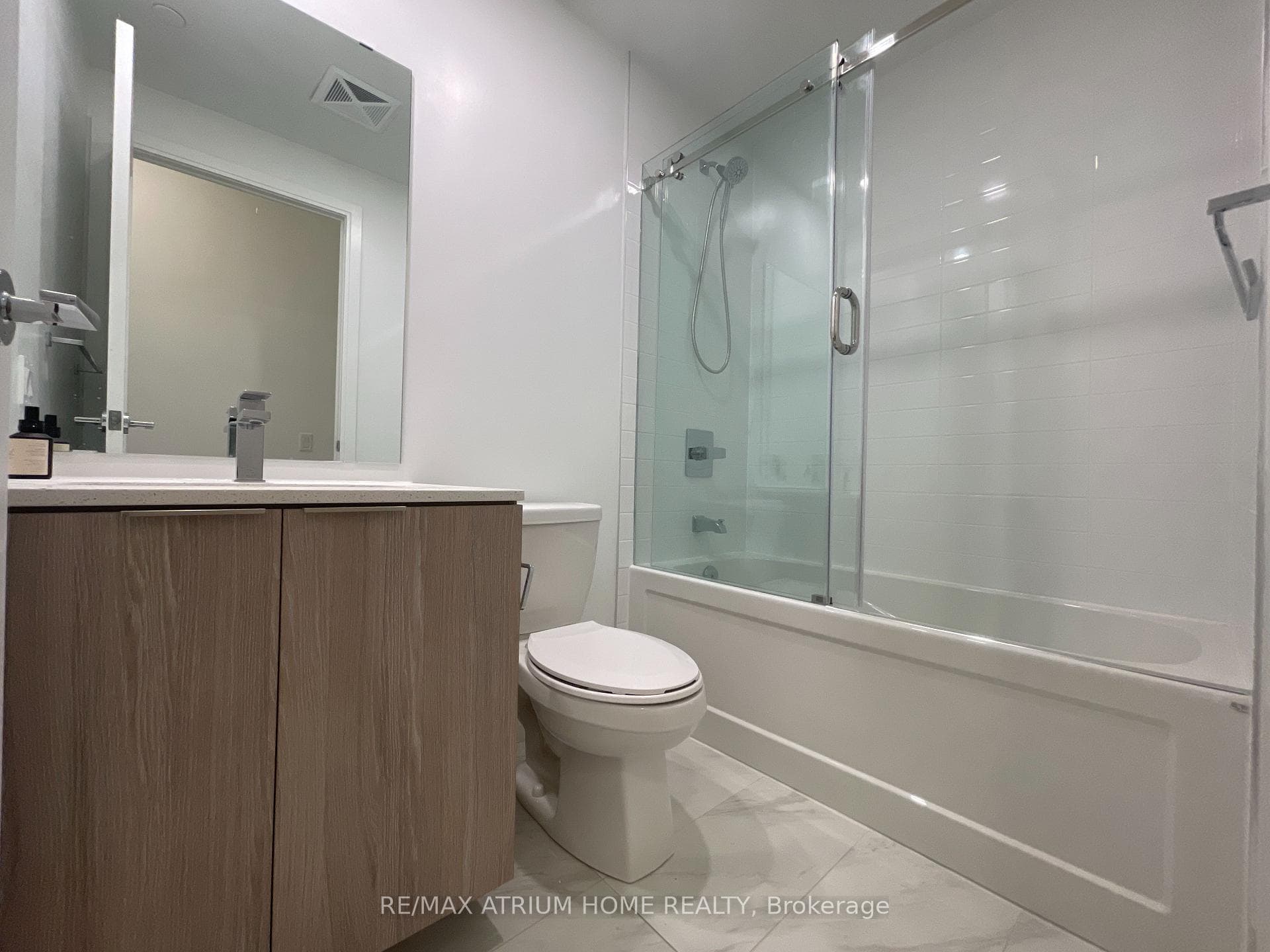 70 Annie Craig Drive Unit Th 105 photo 8