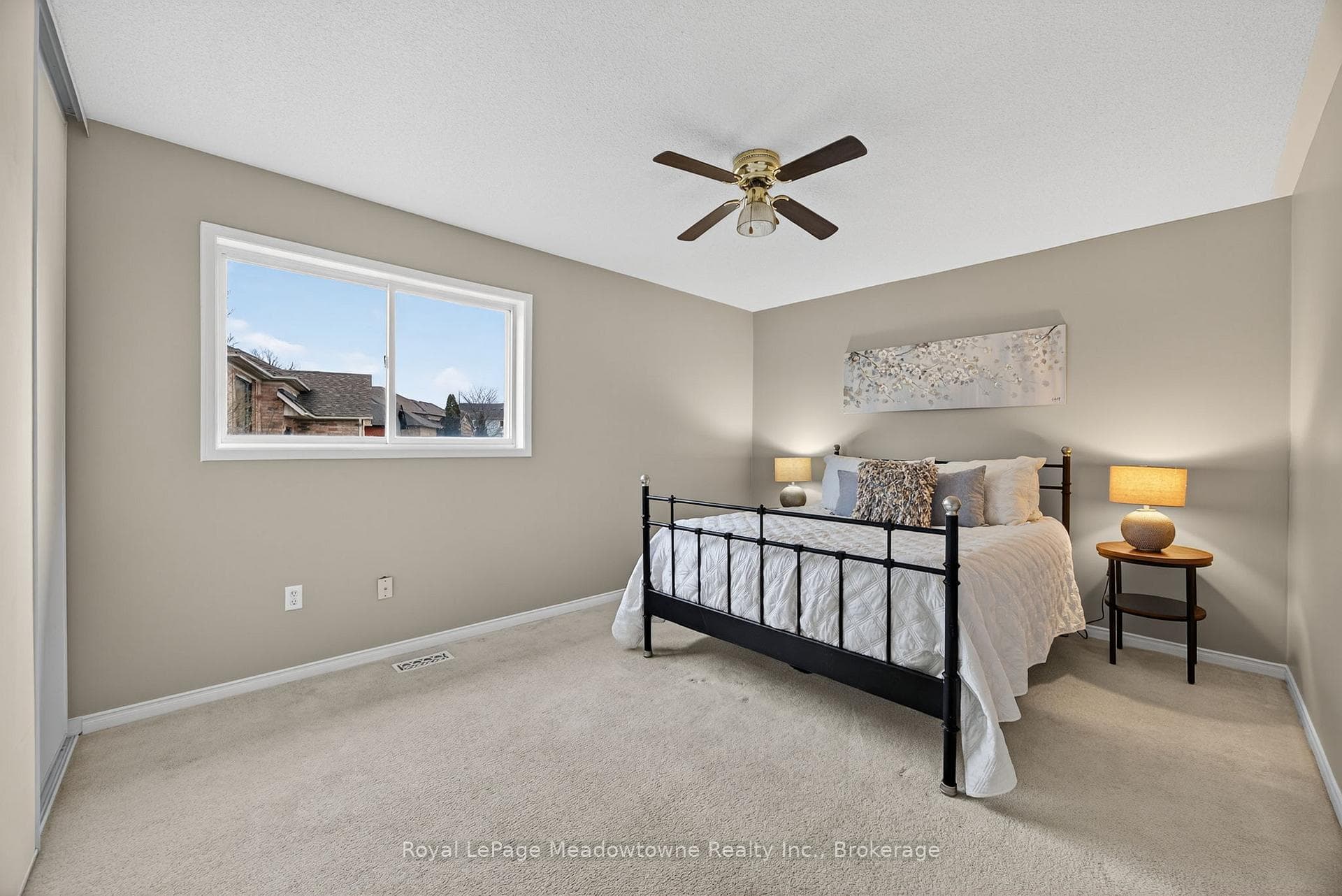 1 Draper Crescent photo 29