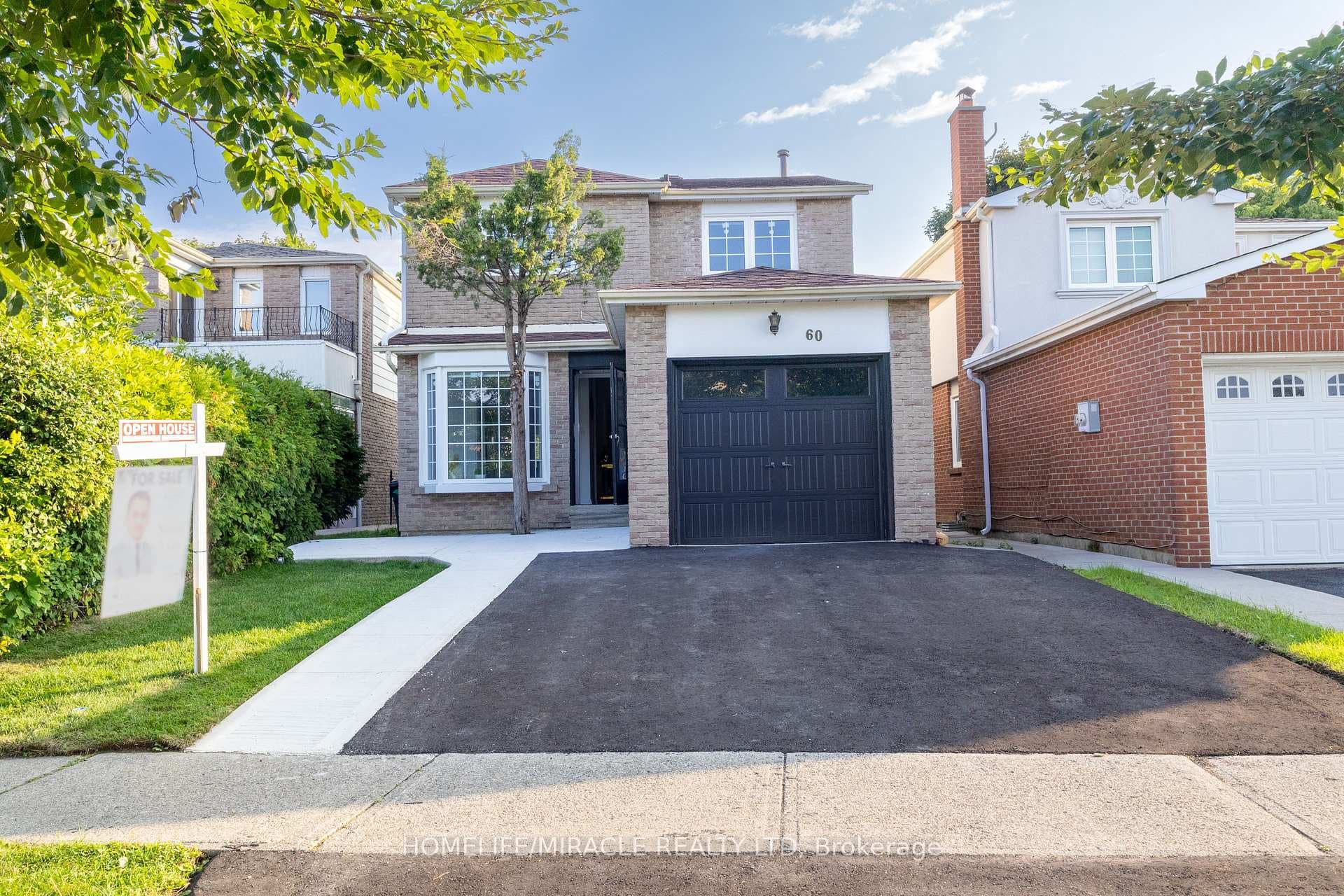 60 Denlow Drive photo 2