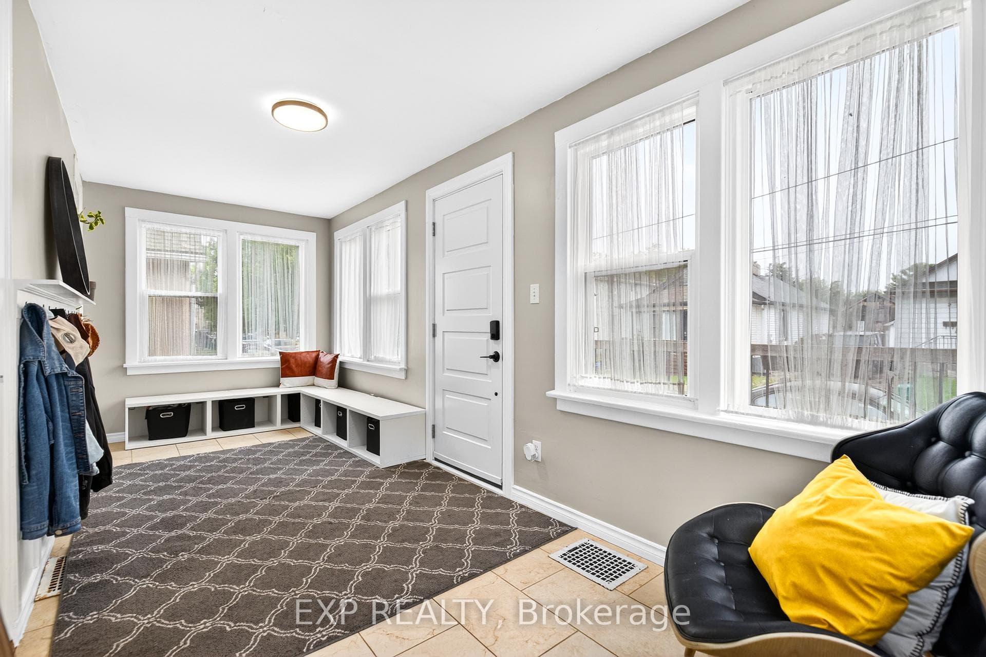 5 Elberta Street photo 4