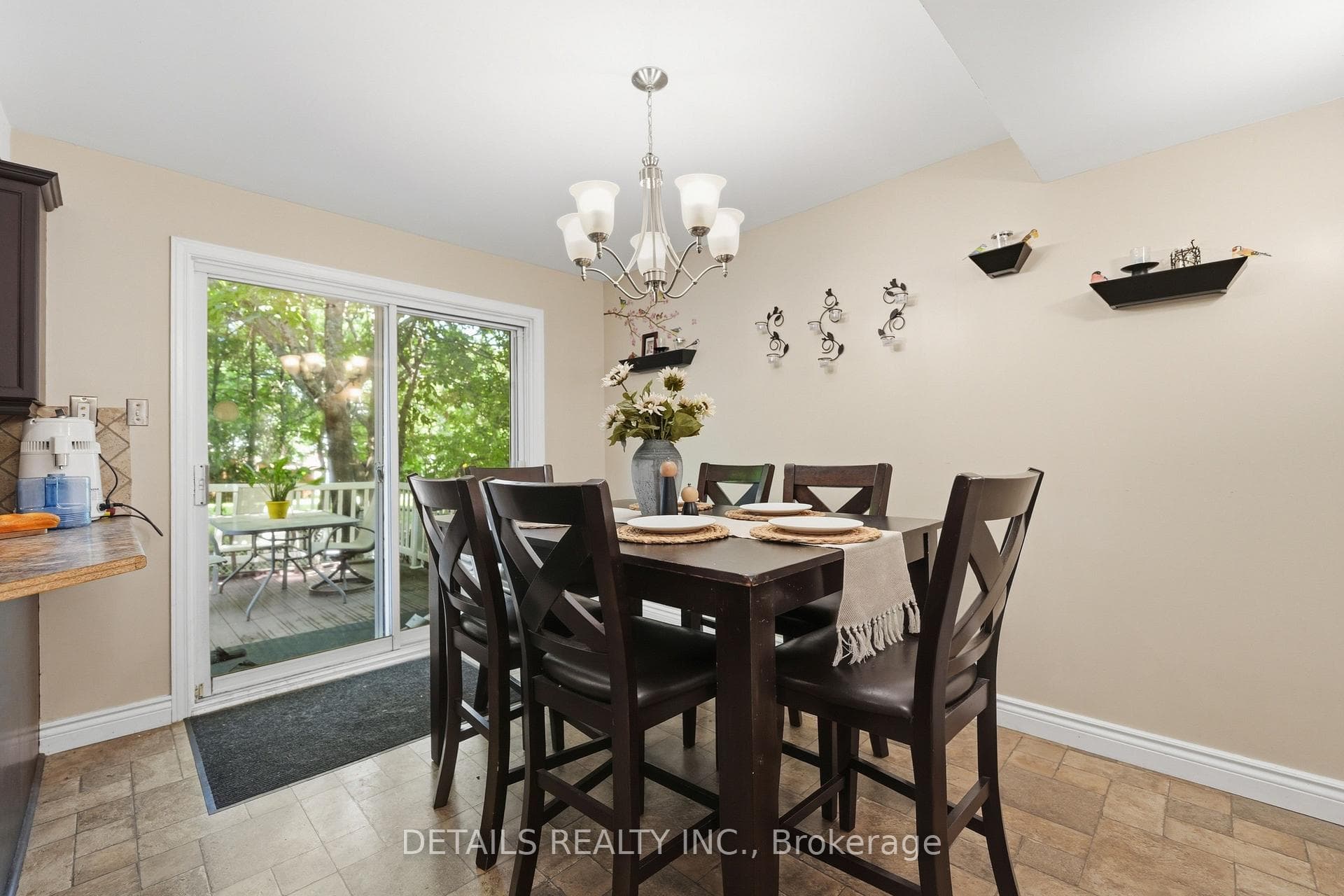 24 Southport Drive photo 12