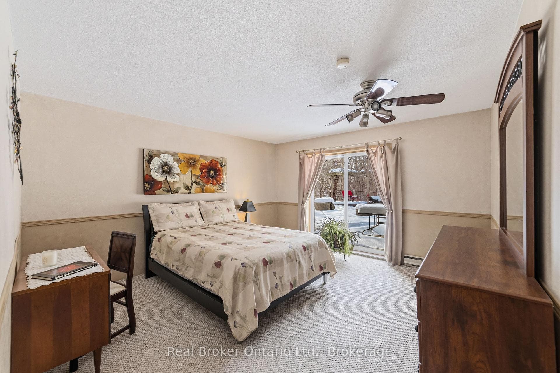 295 Brant Road photo 17