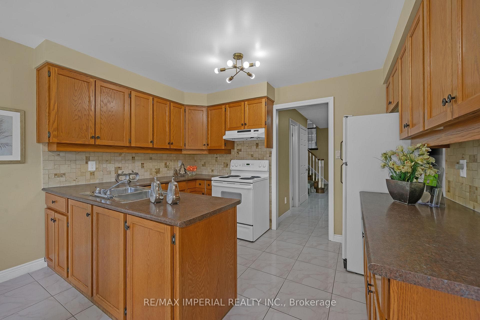 26 Marion Crescent photo 13