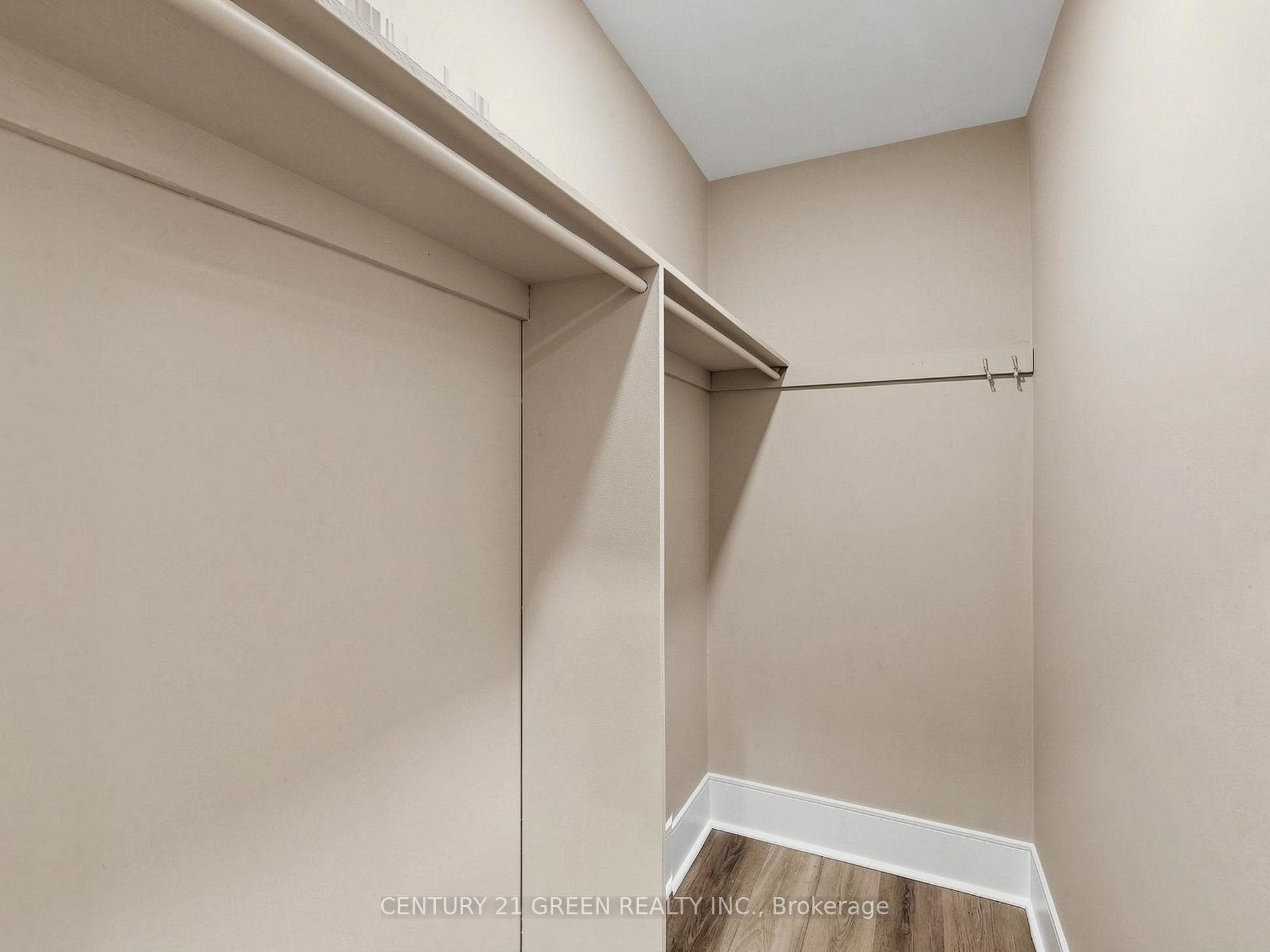 87 Fennell Avenue photo 26