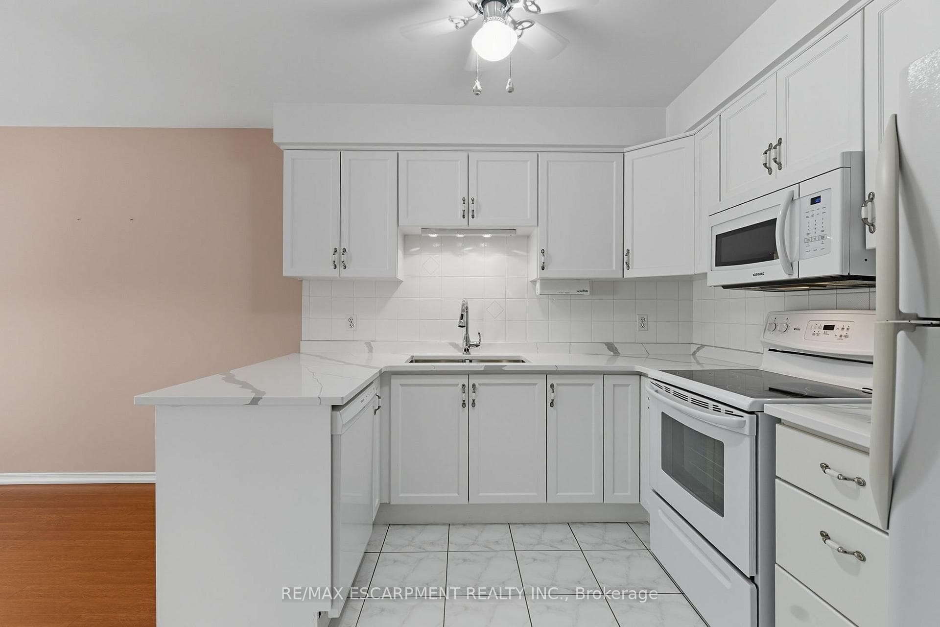 57 Pinewoods Drive photo 12