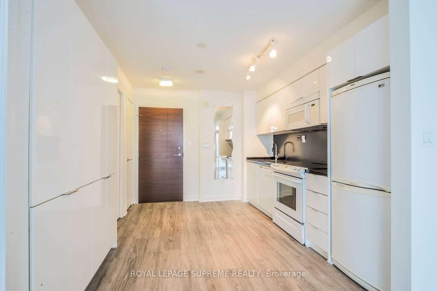 15 Iceboat Terrace Unit 1815 photo 6