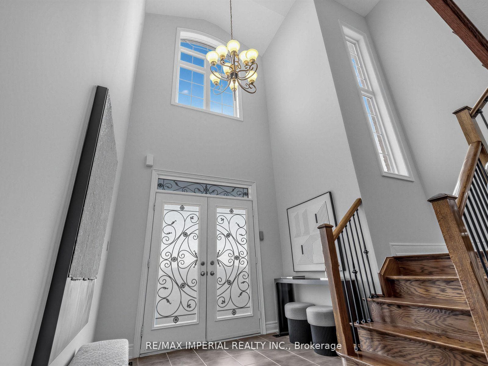 363 Maria Antonia Road photo 4