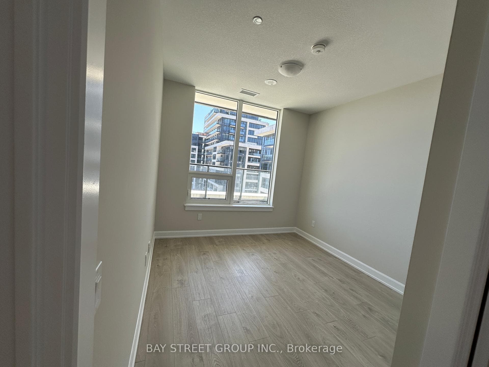 3220 William Coltson Avenue Unit 626 photo 4