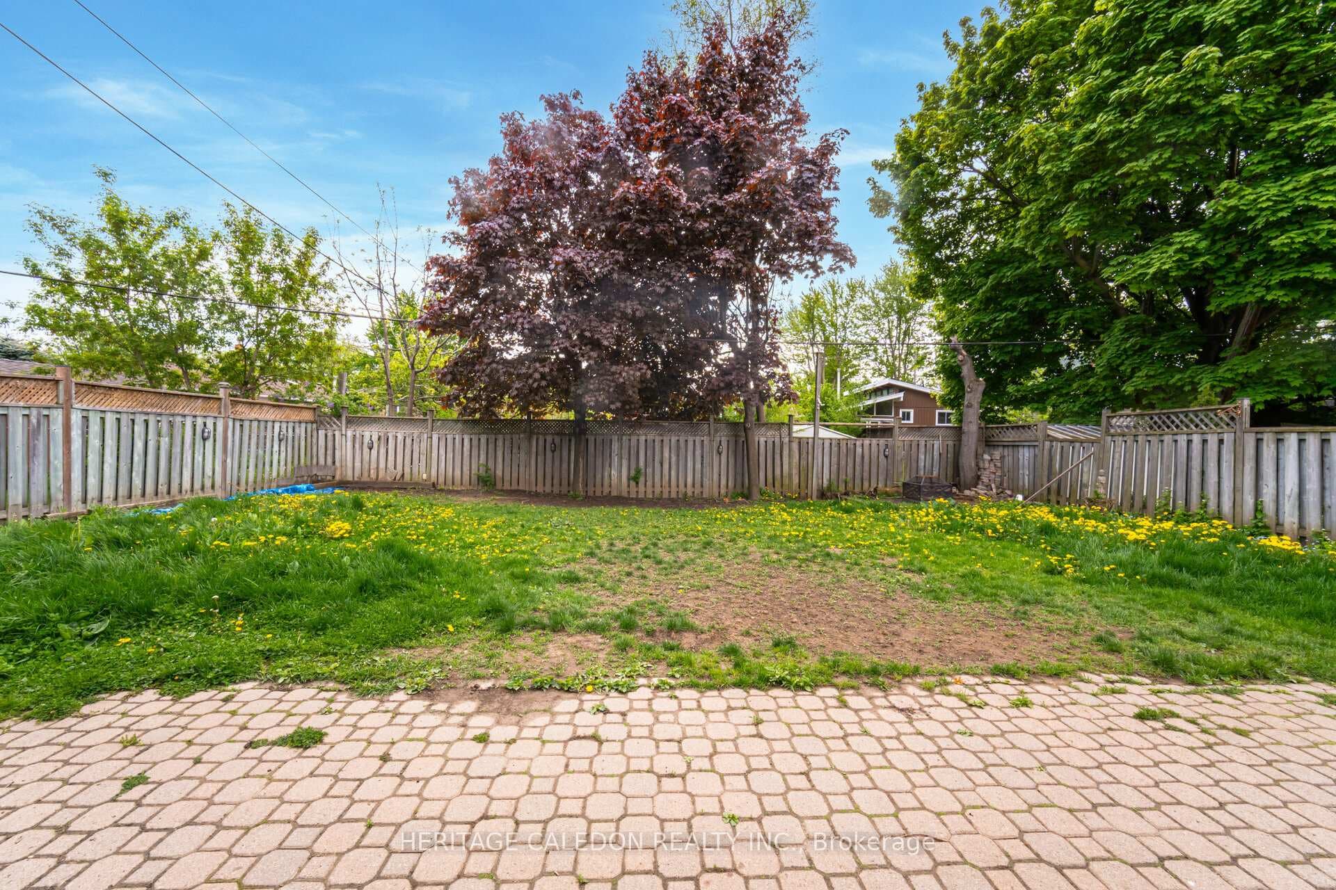 7 Braemore Road photo 39
