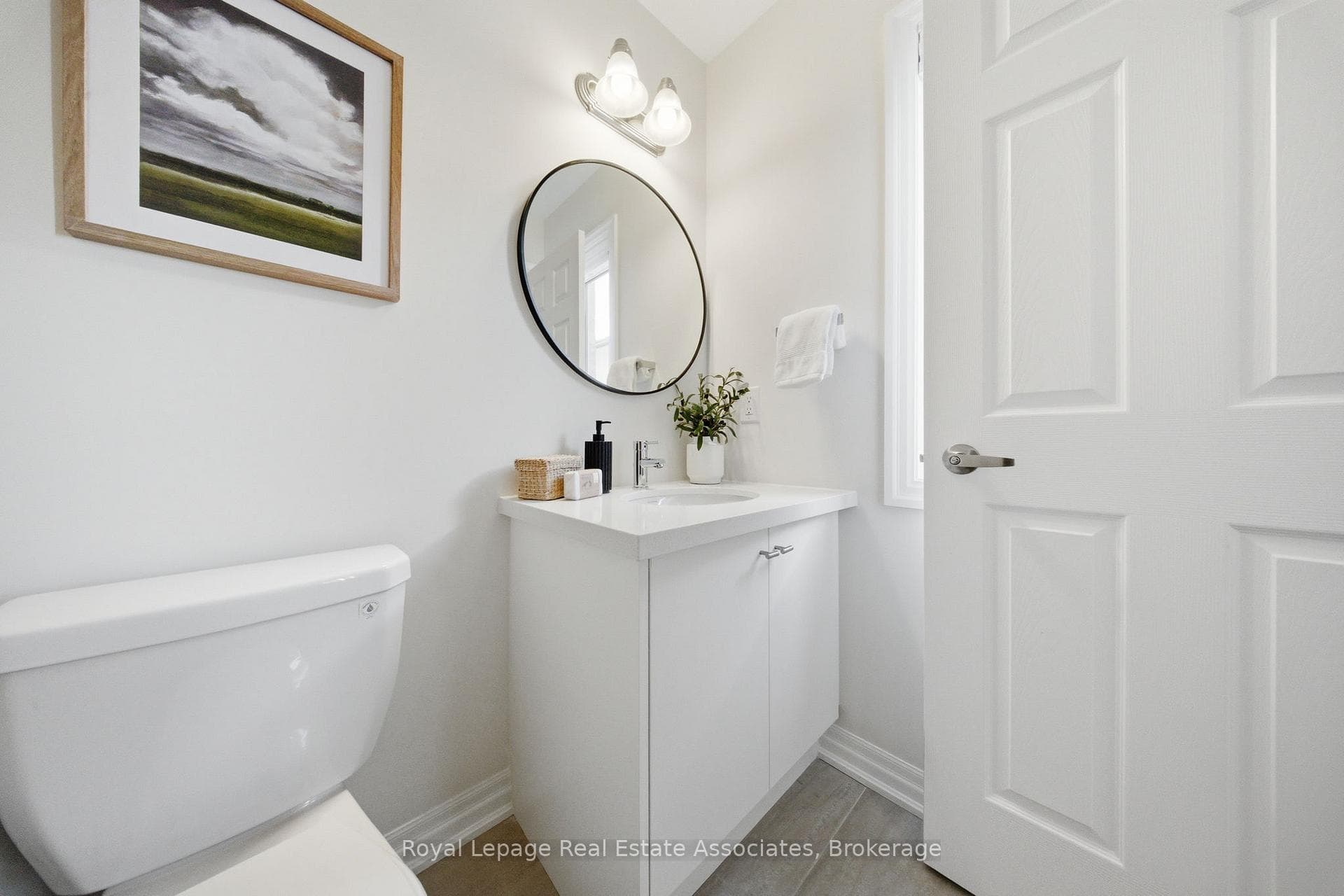 103 Northrop Avenue photo 33