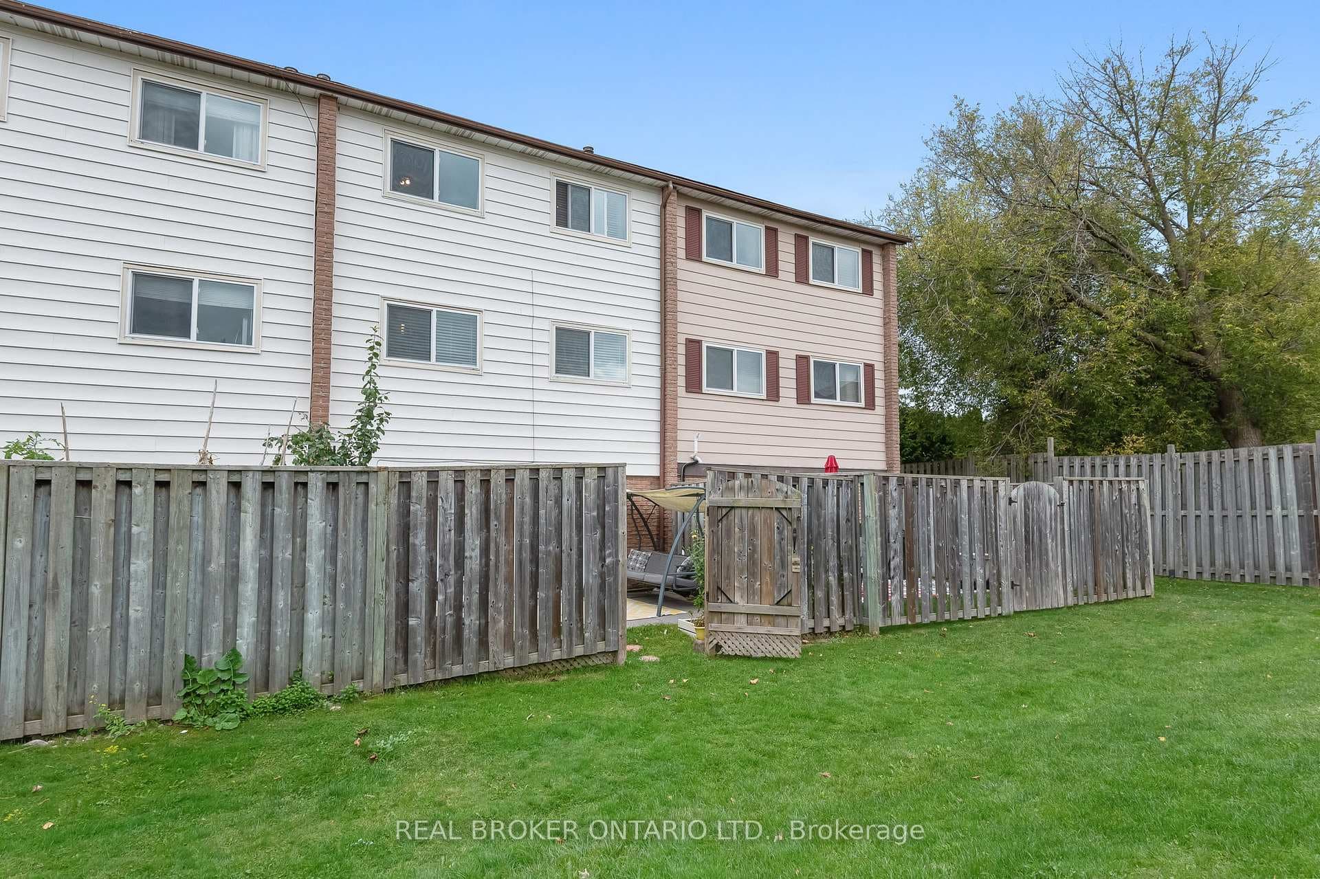 321 Blackthorn Street Unit 37 photo 39