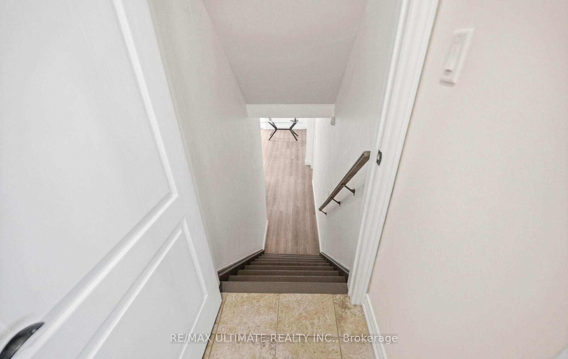 637 Wettlaufer Terrace photo 37
