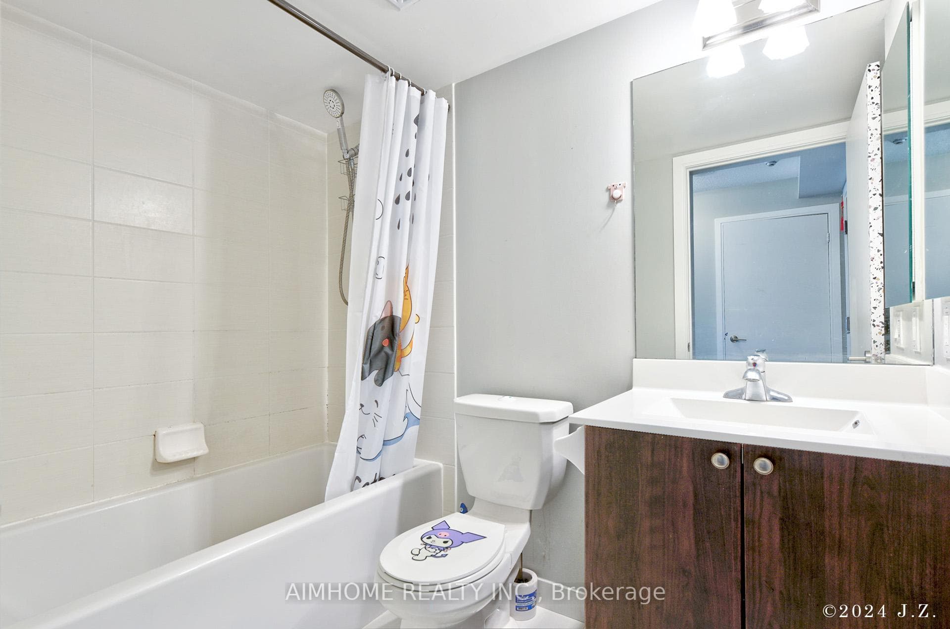 181 Village Green Square Unit 2912 photo 43
