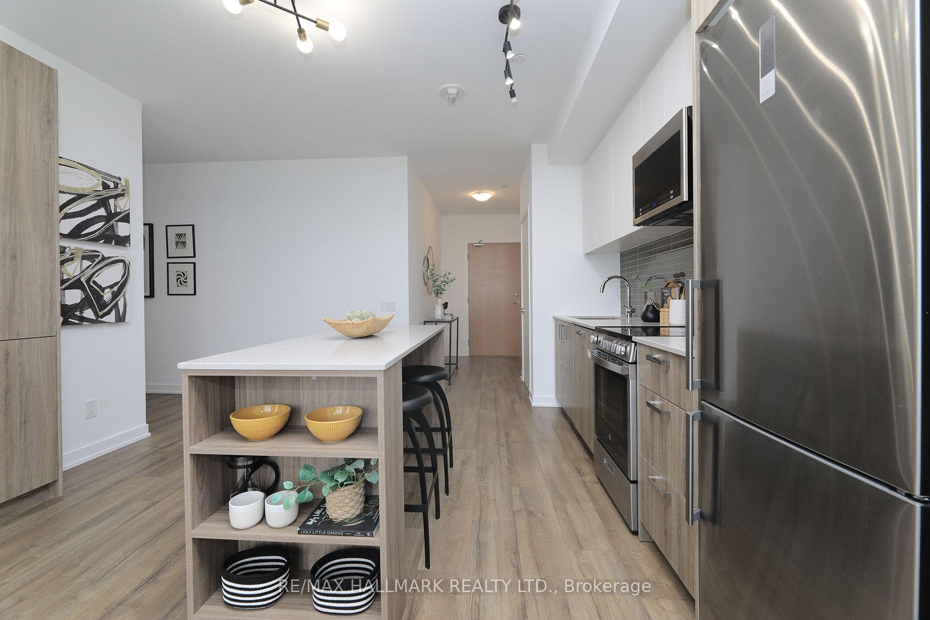 1787 St. Clair Avenue Unit 1111 photo 14