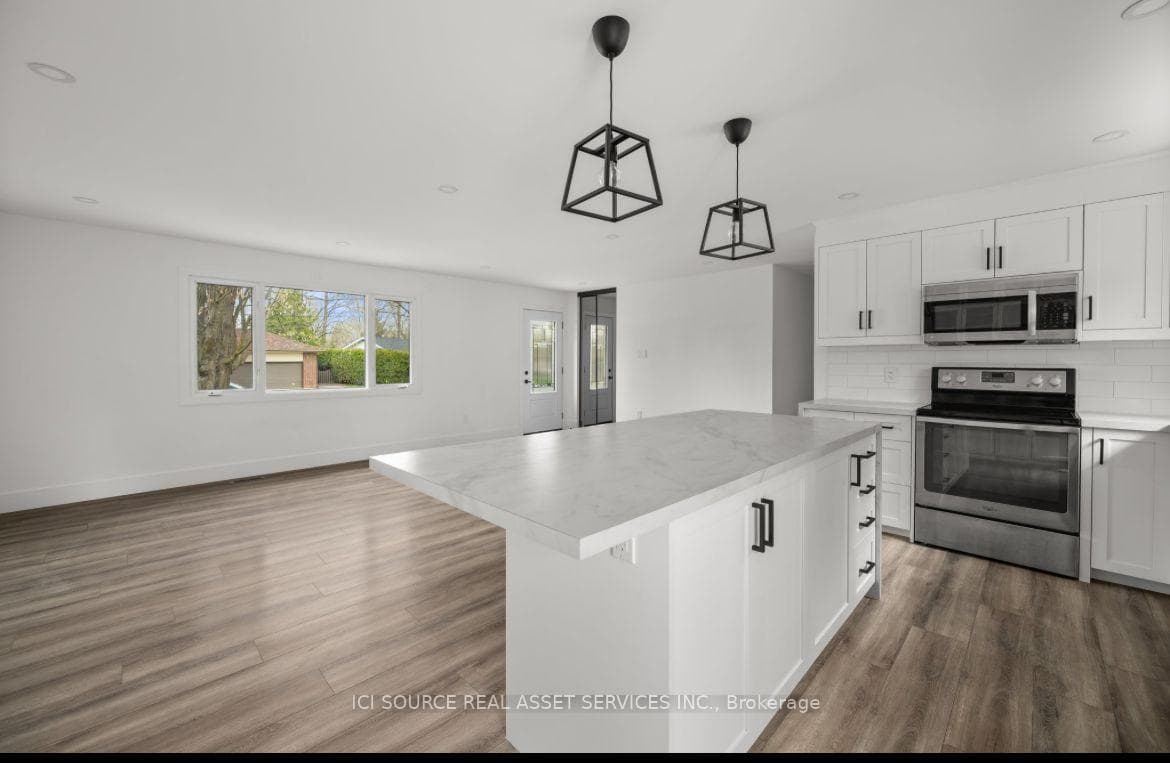 22 Garrett Drive photo 6