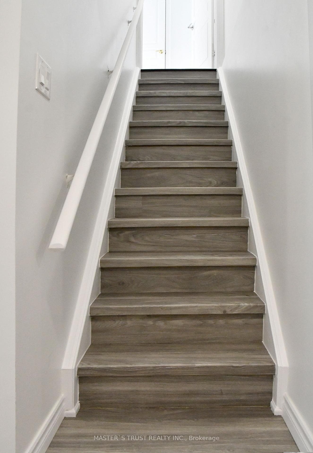 73 Bernbridge Road photo 2