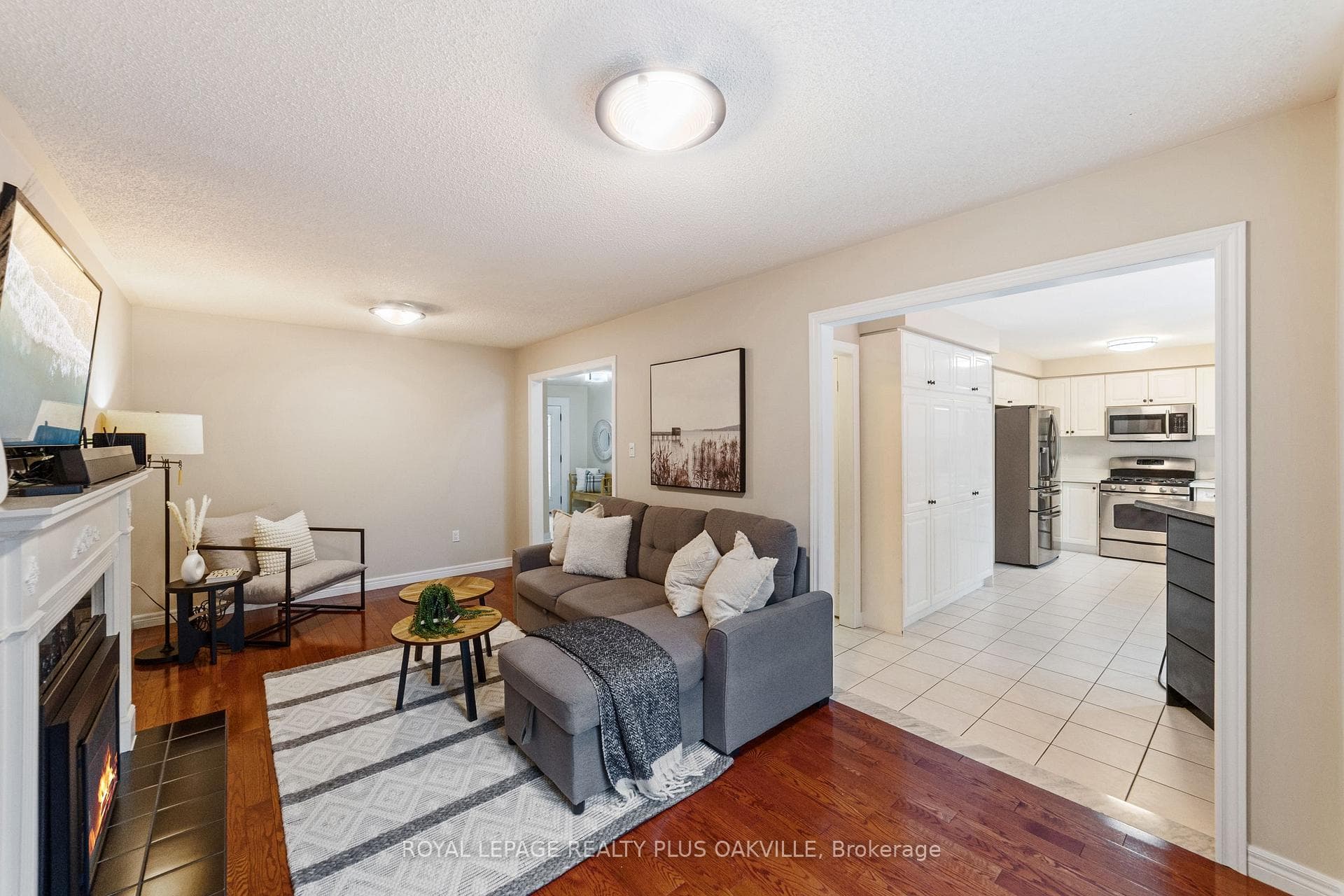 42 Fellowes Crescent photo 16