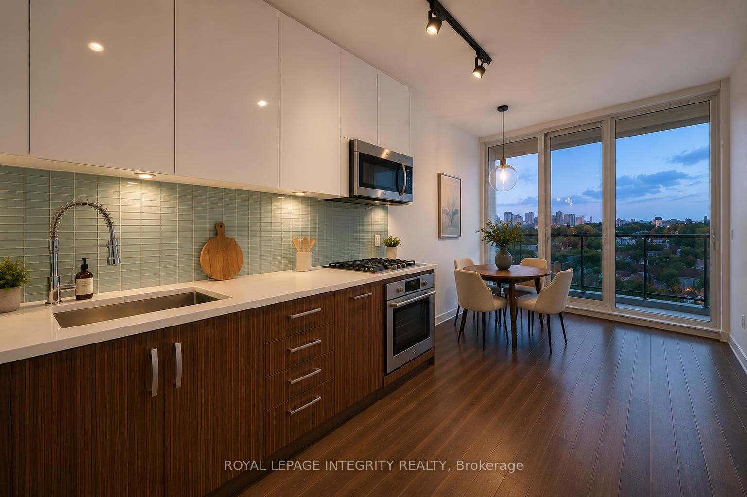 201 Parkdale Avenue Unit 902 photo 8