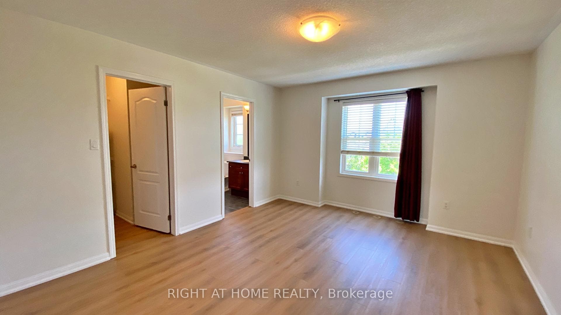 664 Holly Avenue photo 22