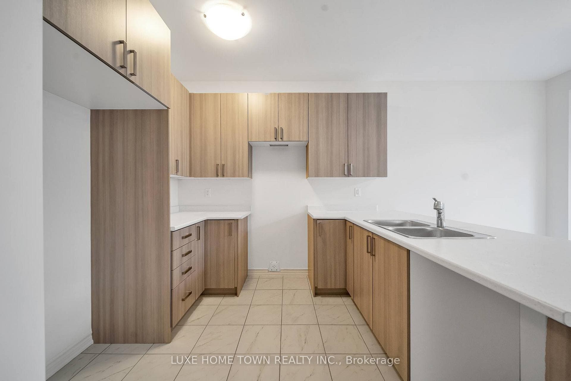 63 Spicer Street photo 22
