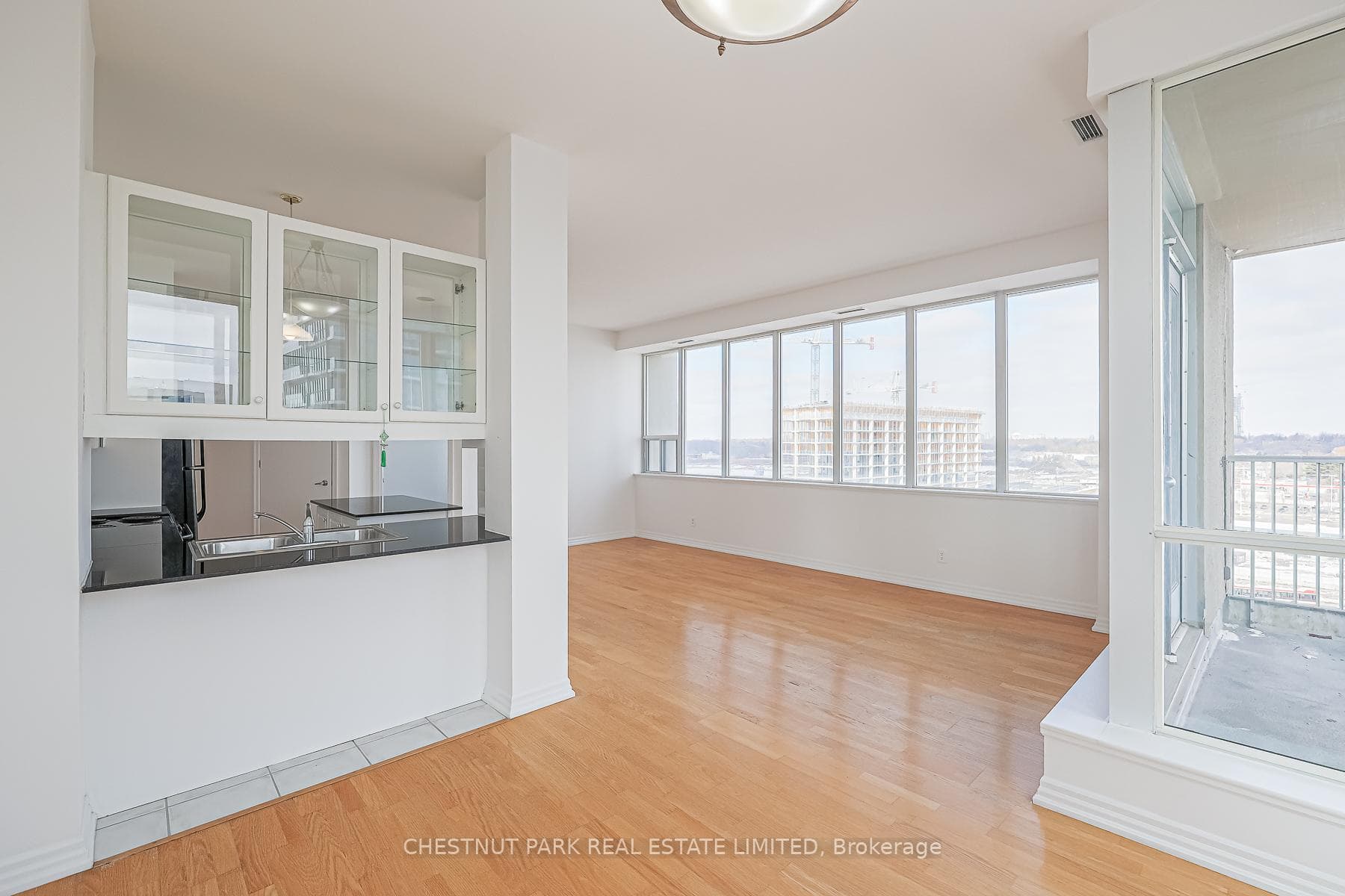 797 Don Mills Road Unit 808 photo 12