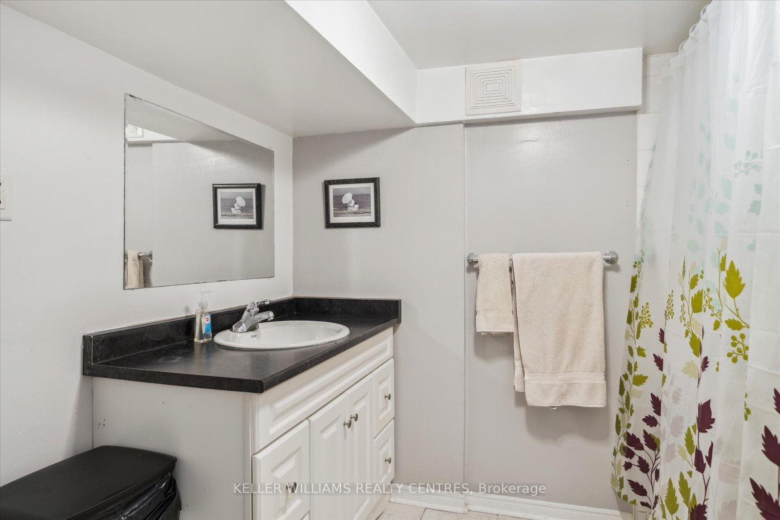56 Murray Drive photo 41