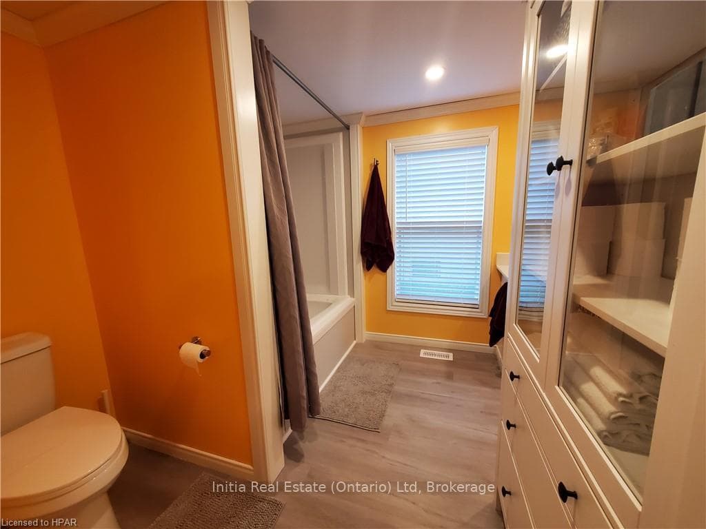 117 WASHINGTON Street photo 11