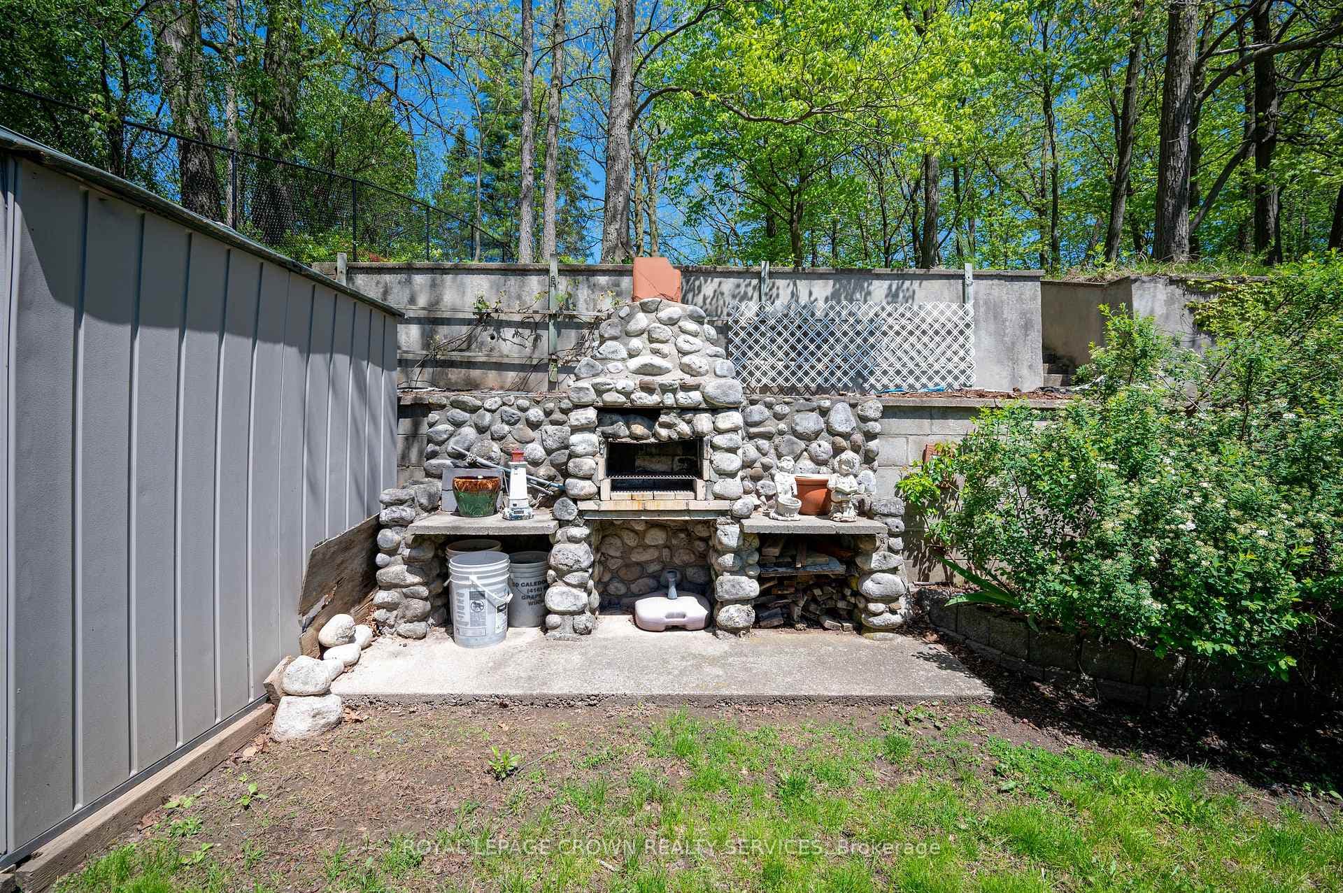 56 Gordon Street photo 42