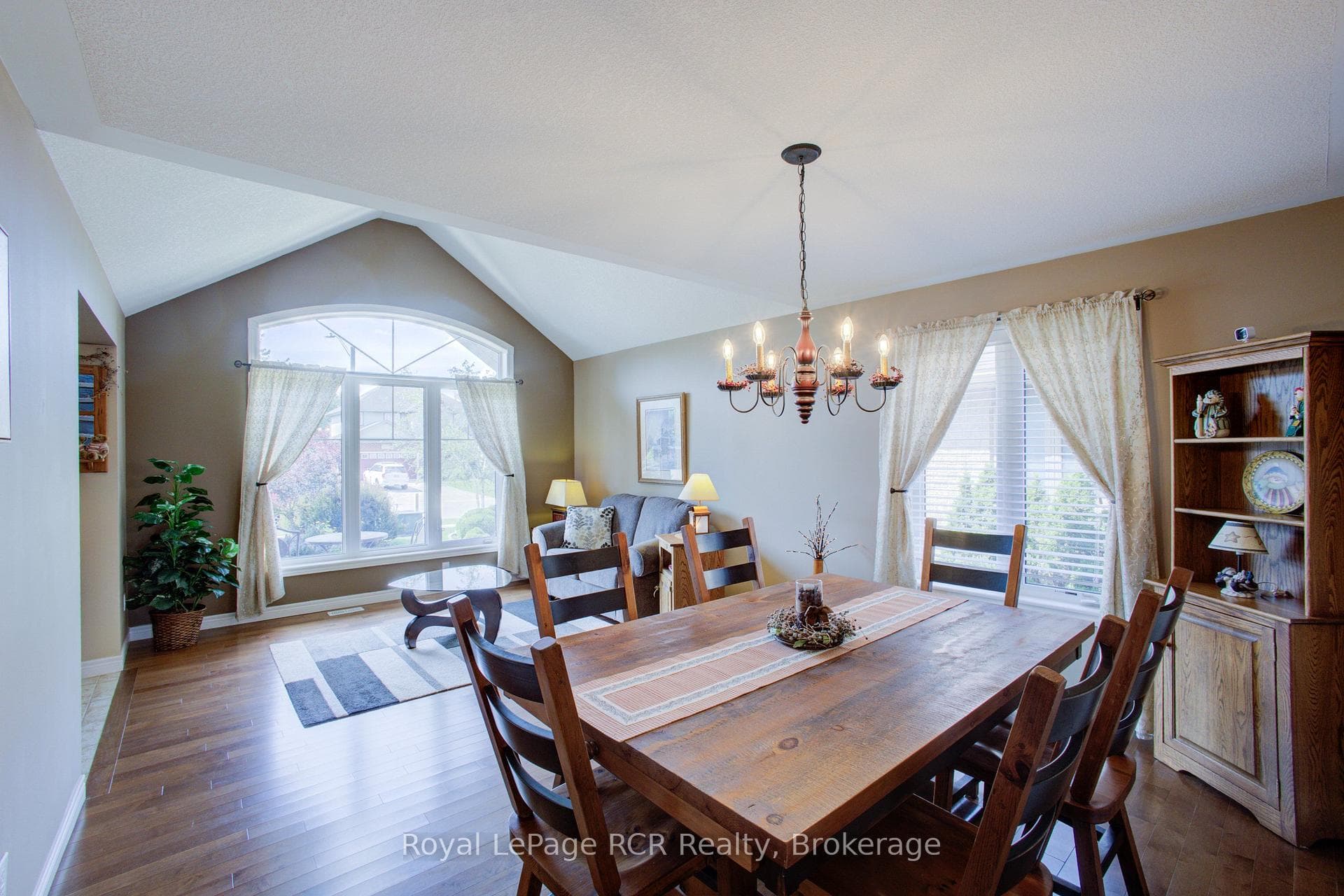 237 Carrol Street photo 11